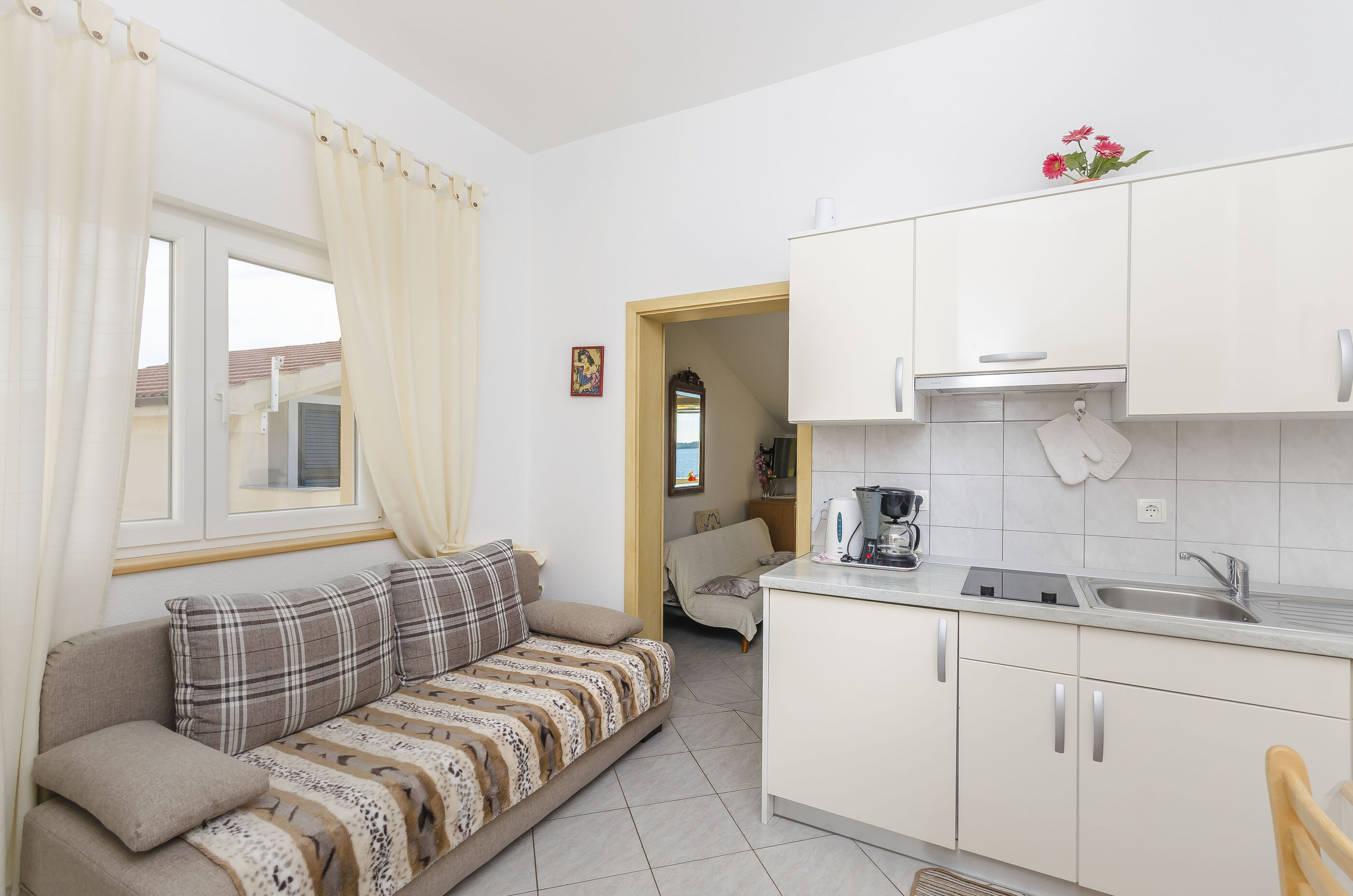 Apartments Ivanka on the beach 79411-A2