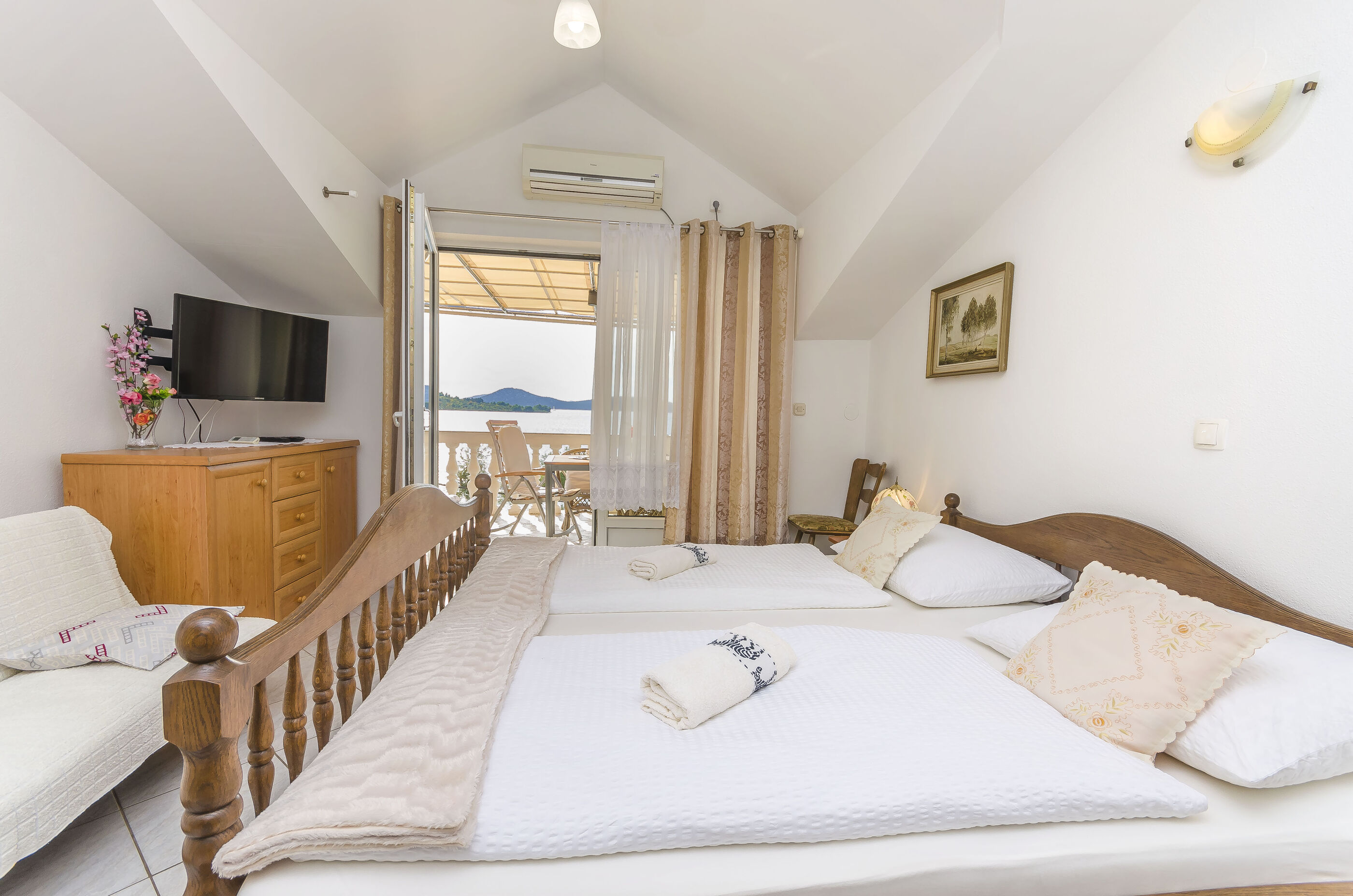 Apartments Ivanka on the beach 79411-A2