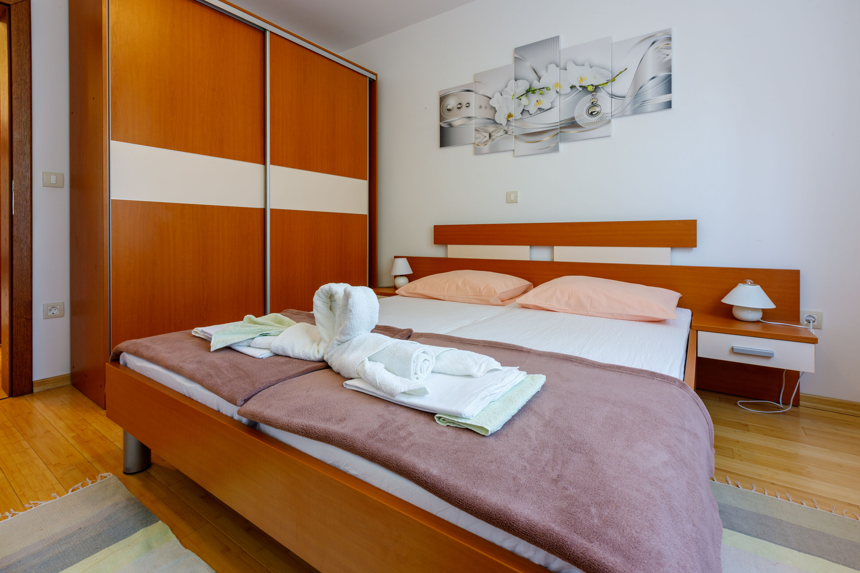 Apartments Robić 62571-A1