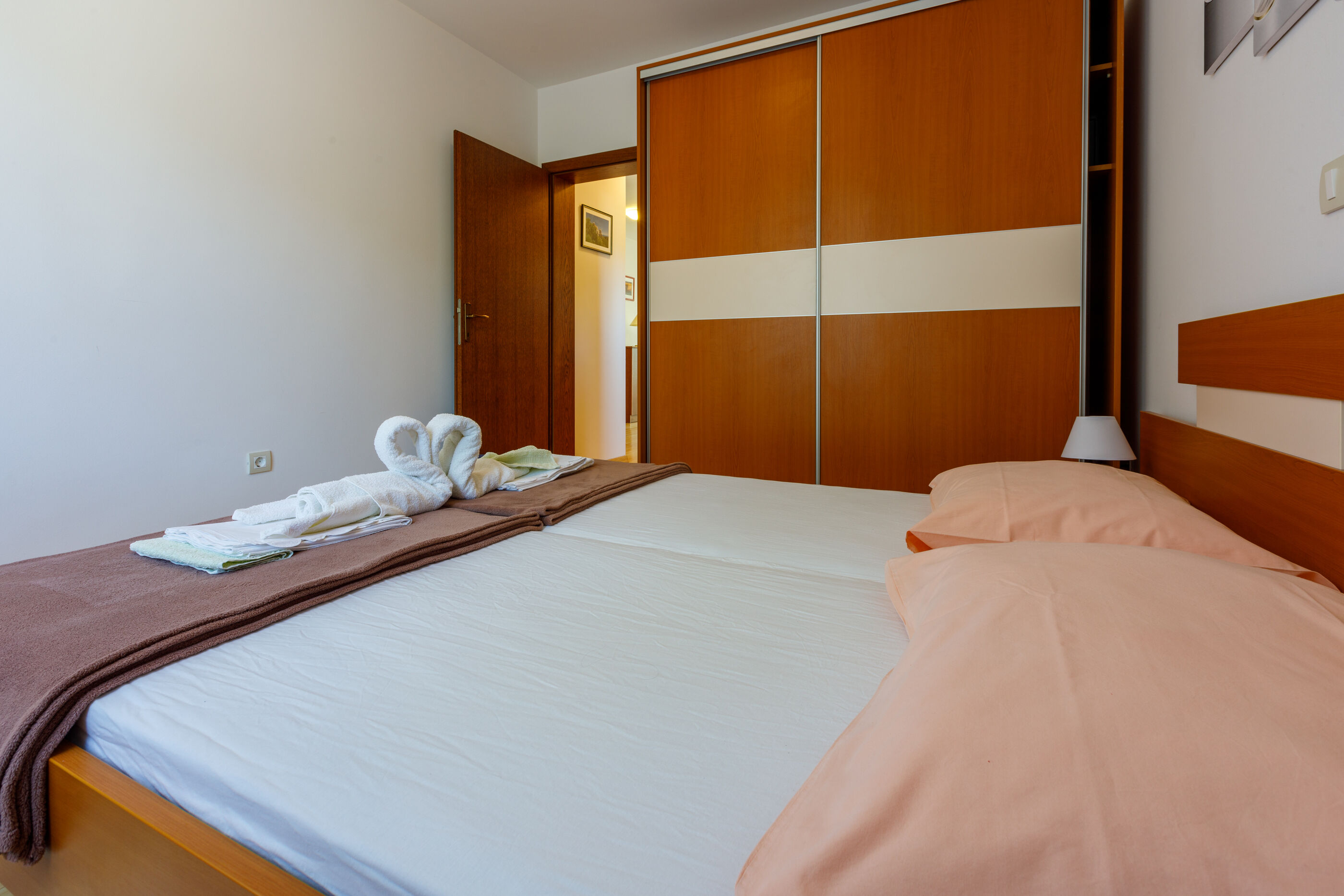 Apartments Robić 62571-A1