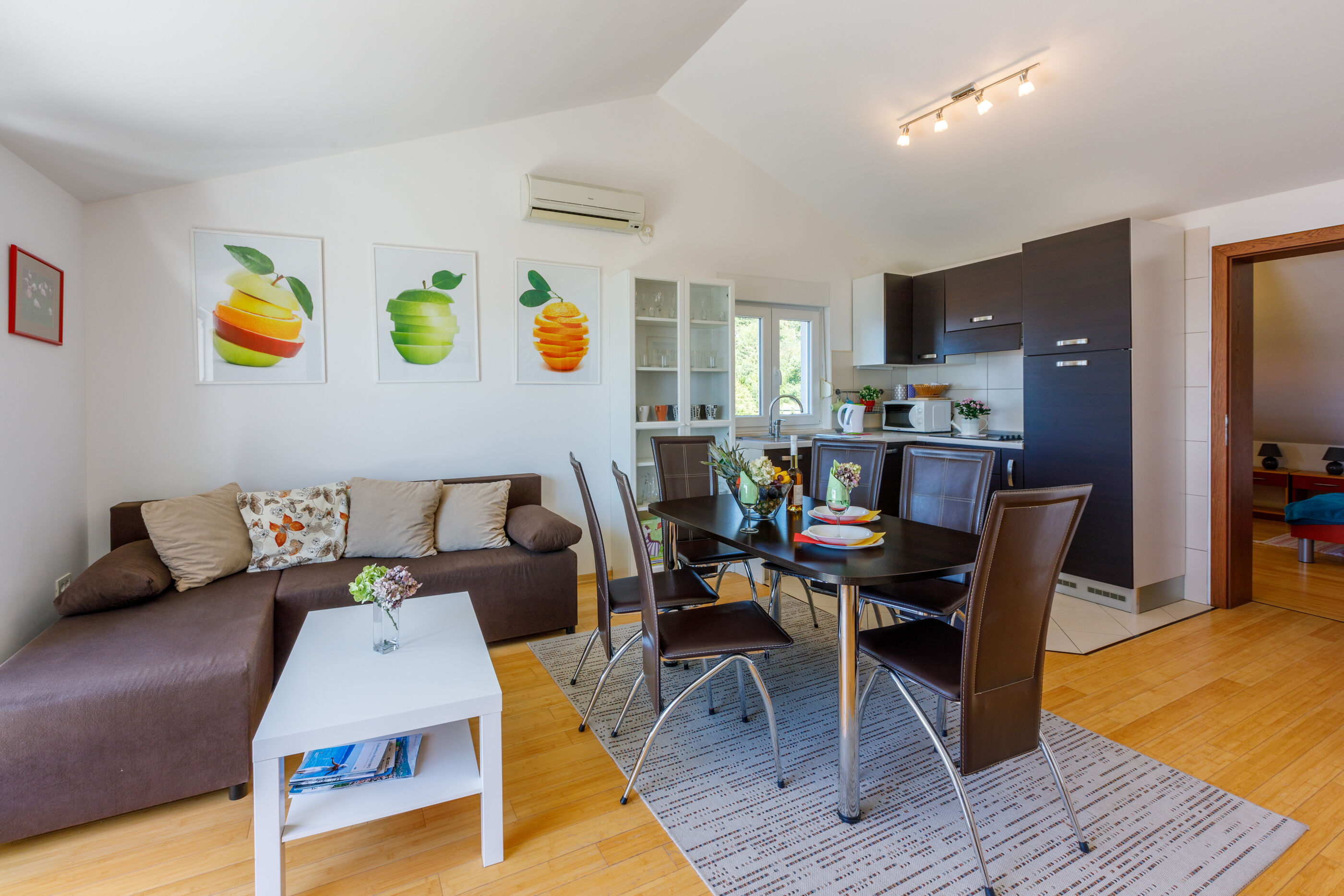 Apartments Robić 62571-A2