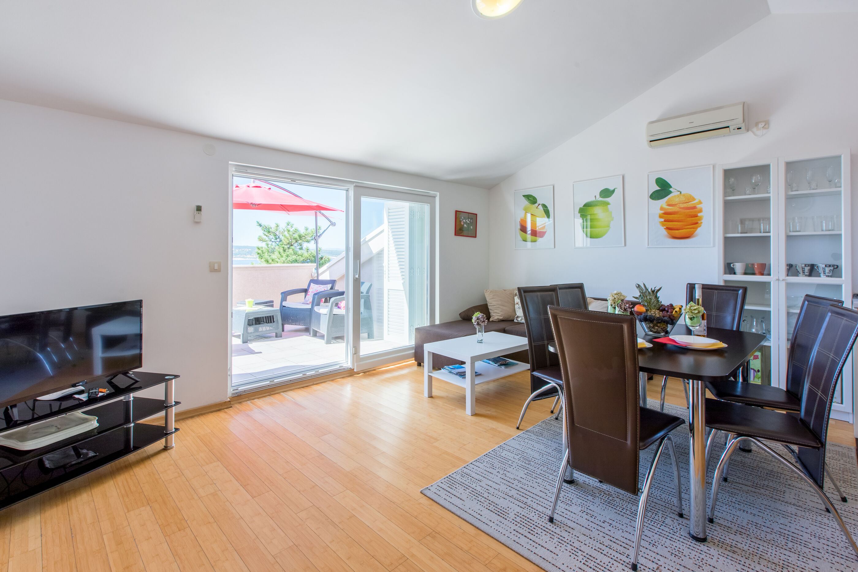 Apartments Robić 62571-A2