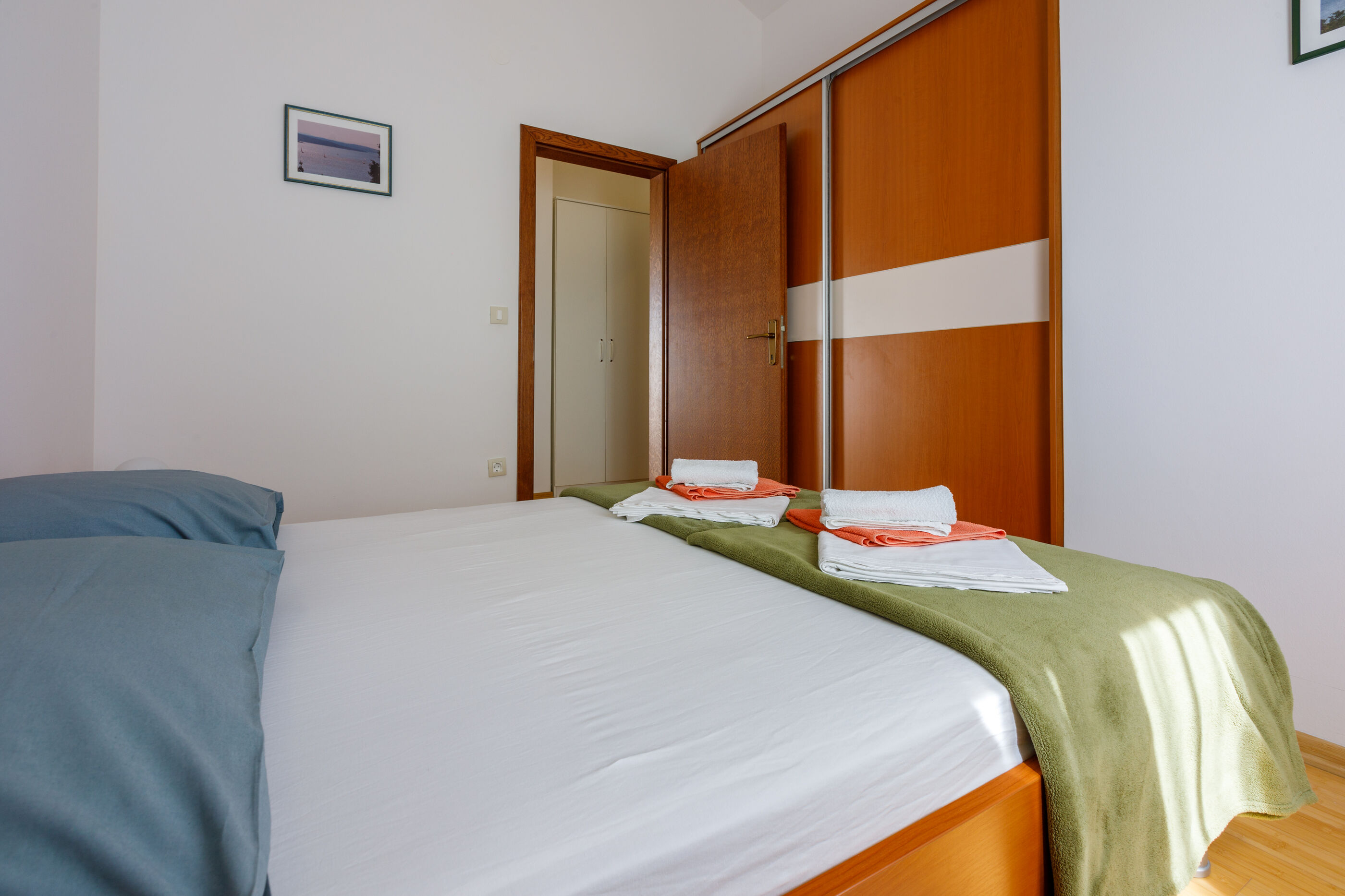 Apartments Robić 62571-A2
