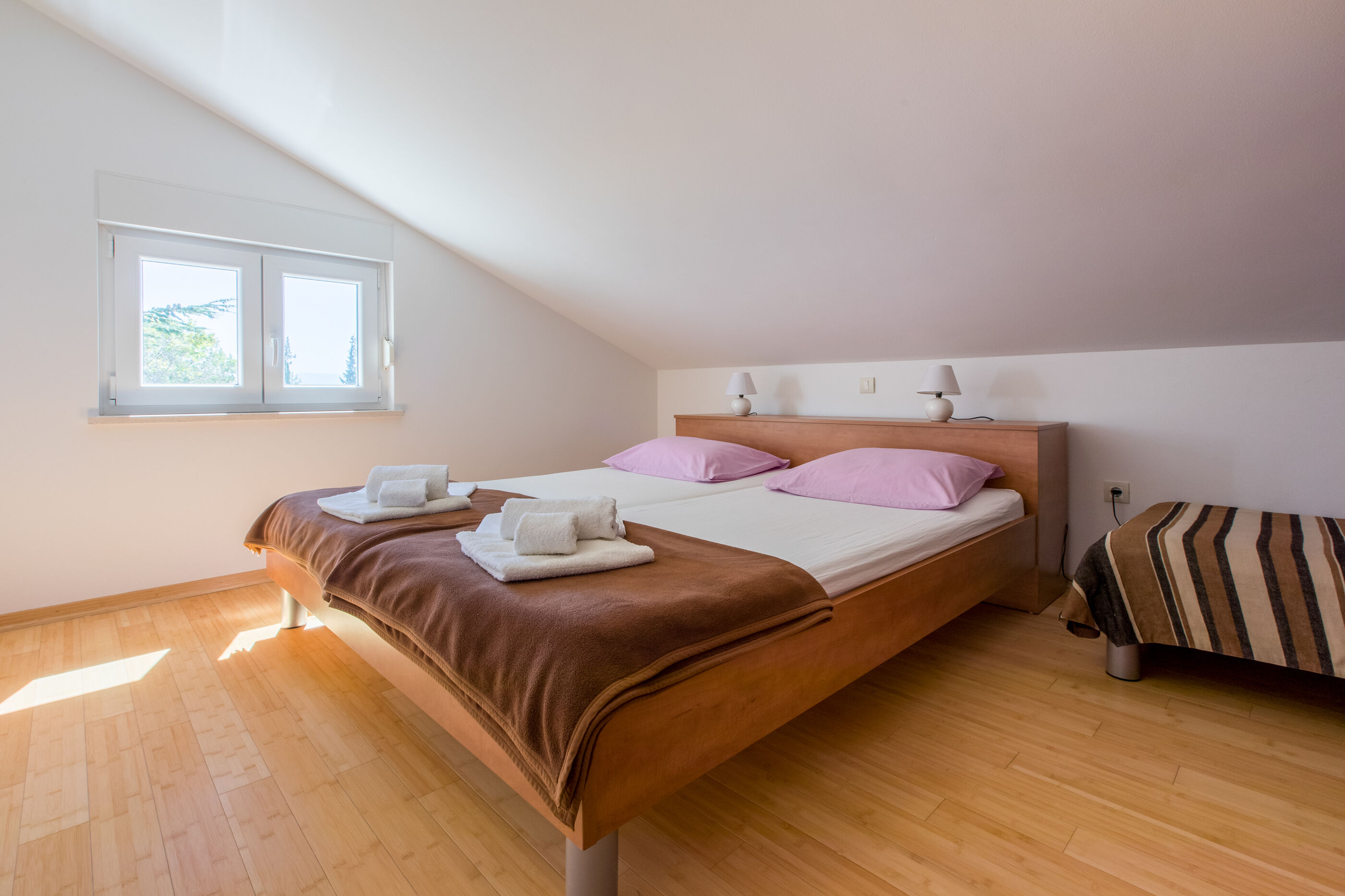 Apartments Robić 62571-A2
