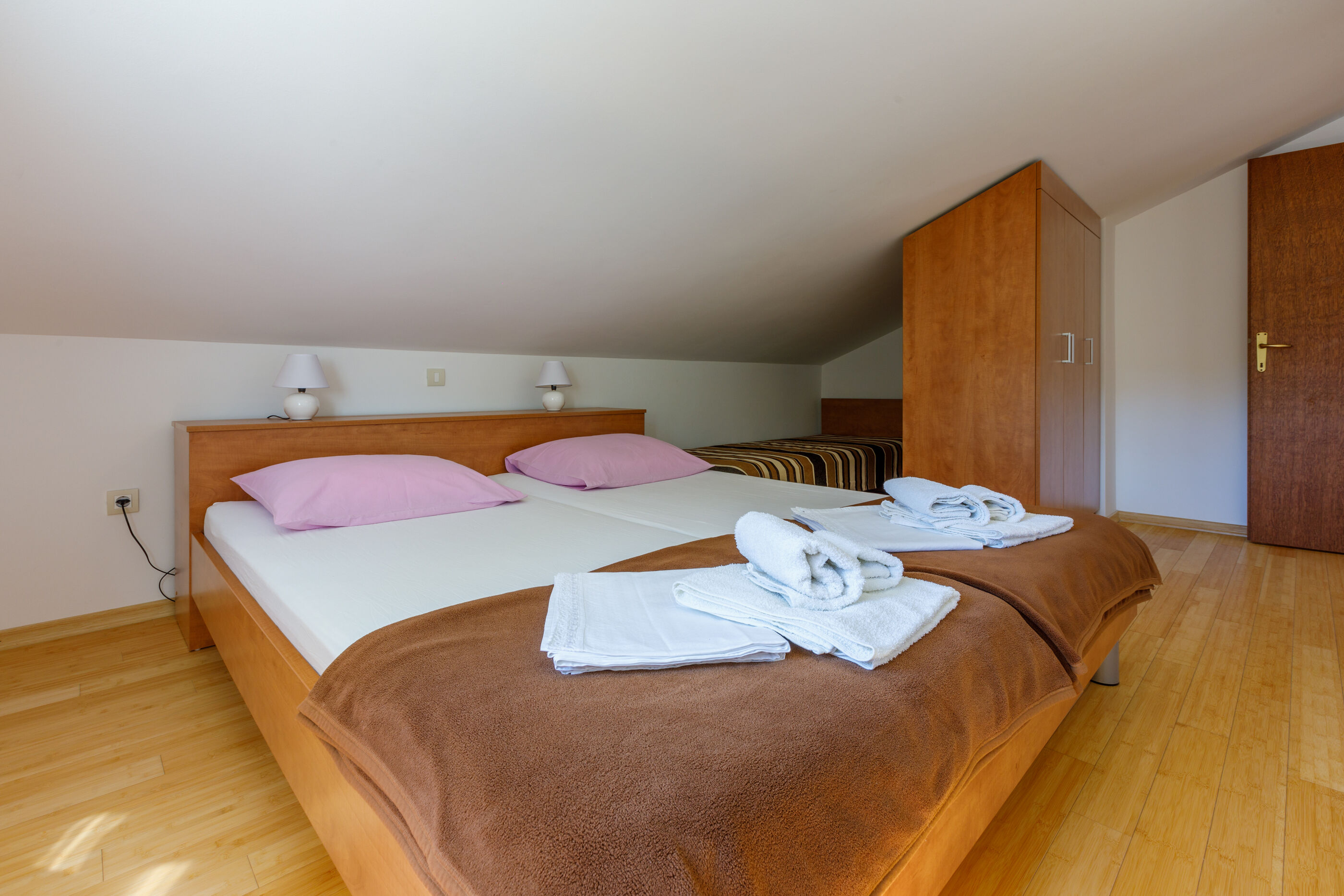 Apartments Robić 62571-A2