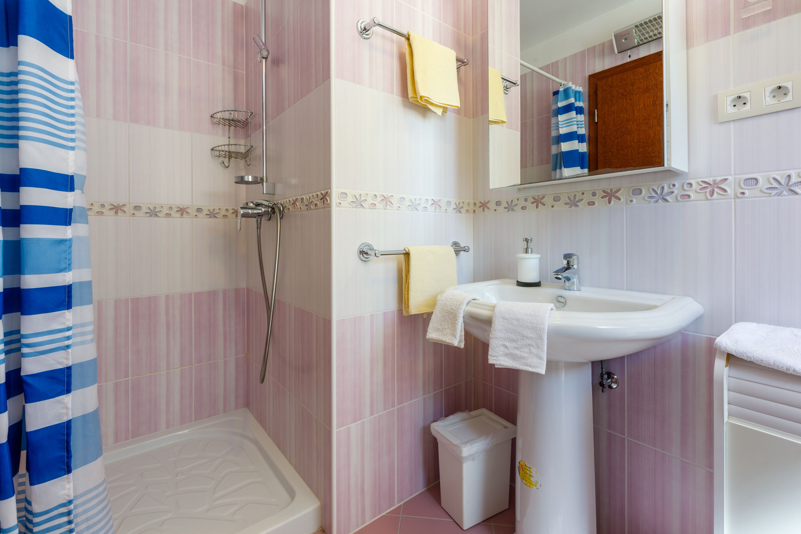 Apartments Robić 62571-A4