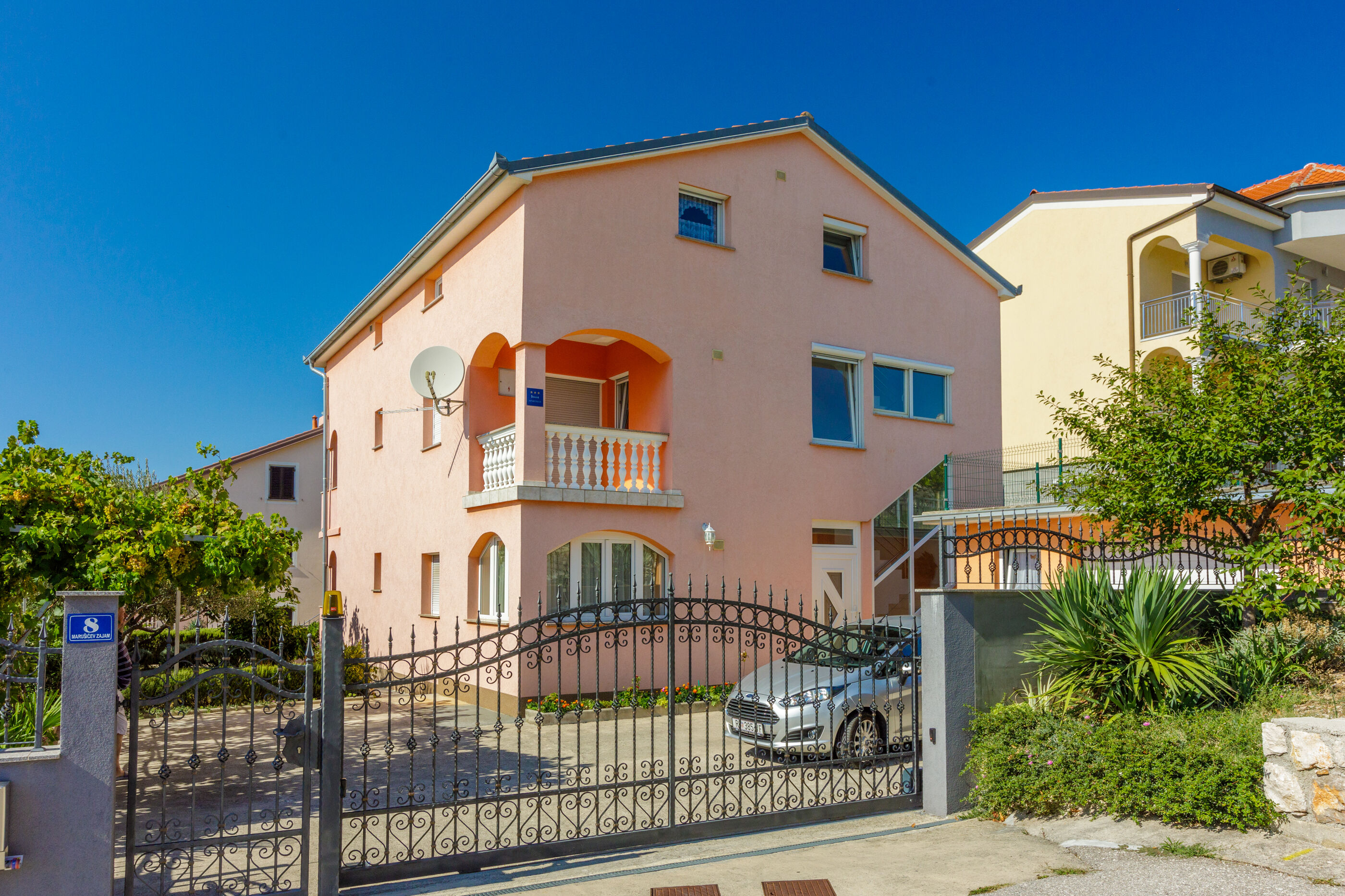 Apartments Marissimo 62476-A2