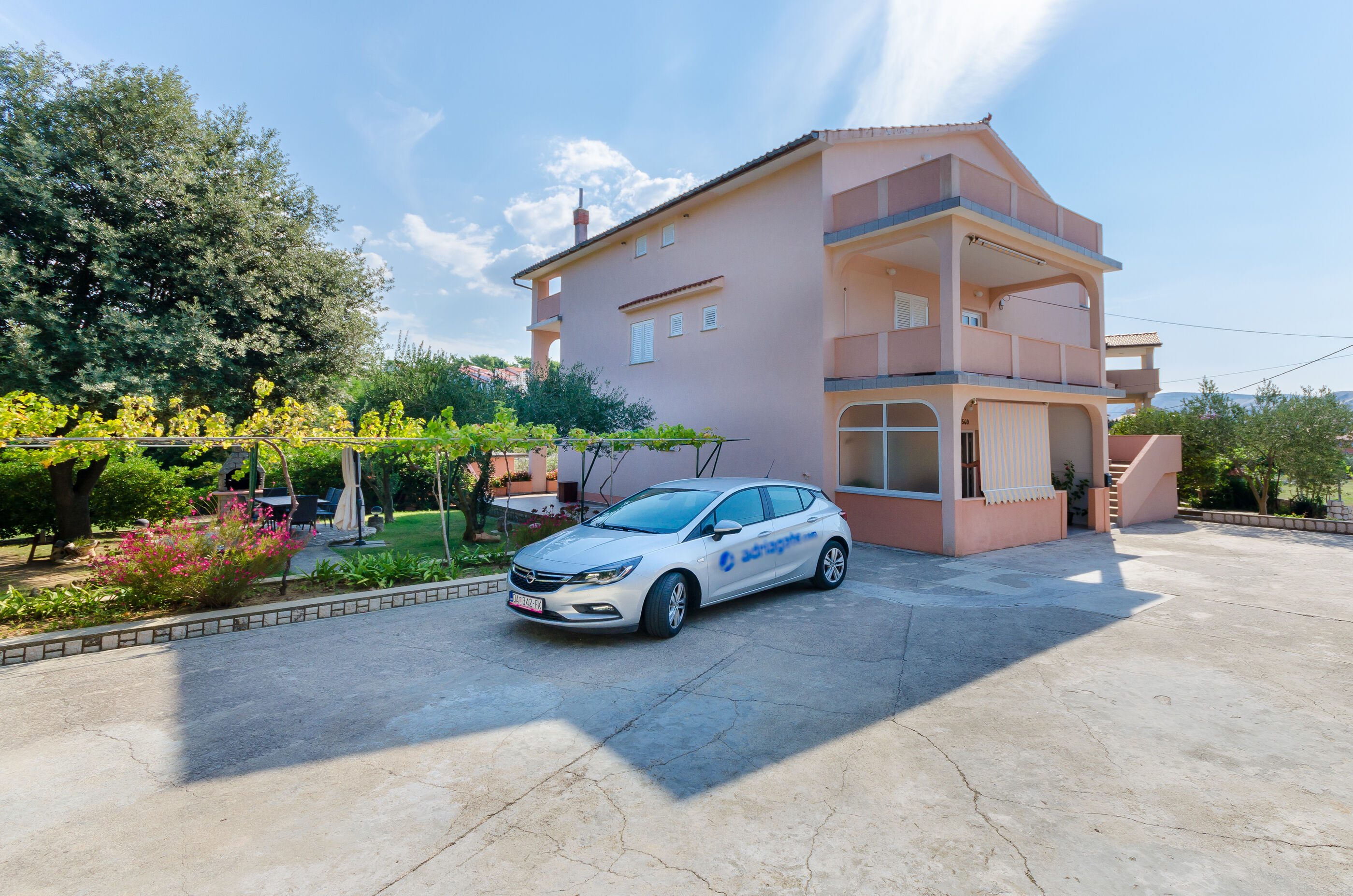 Apartments Slavica 88021-A2