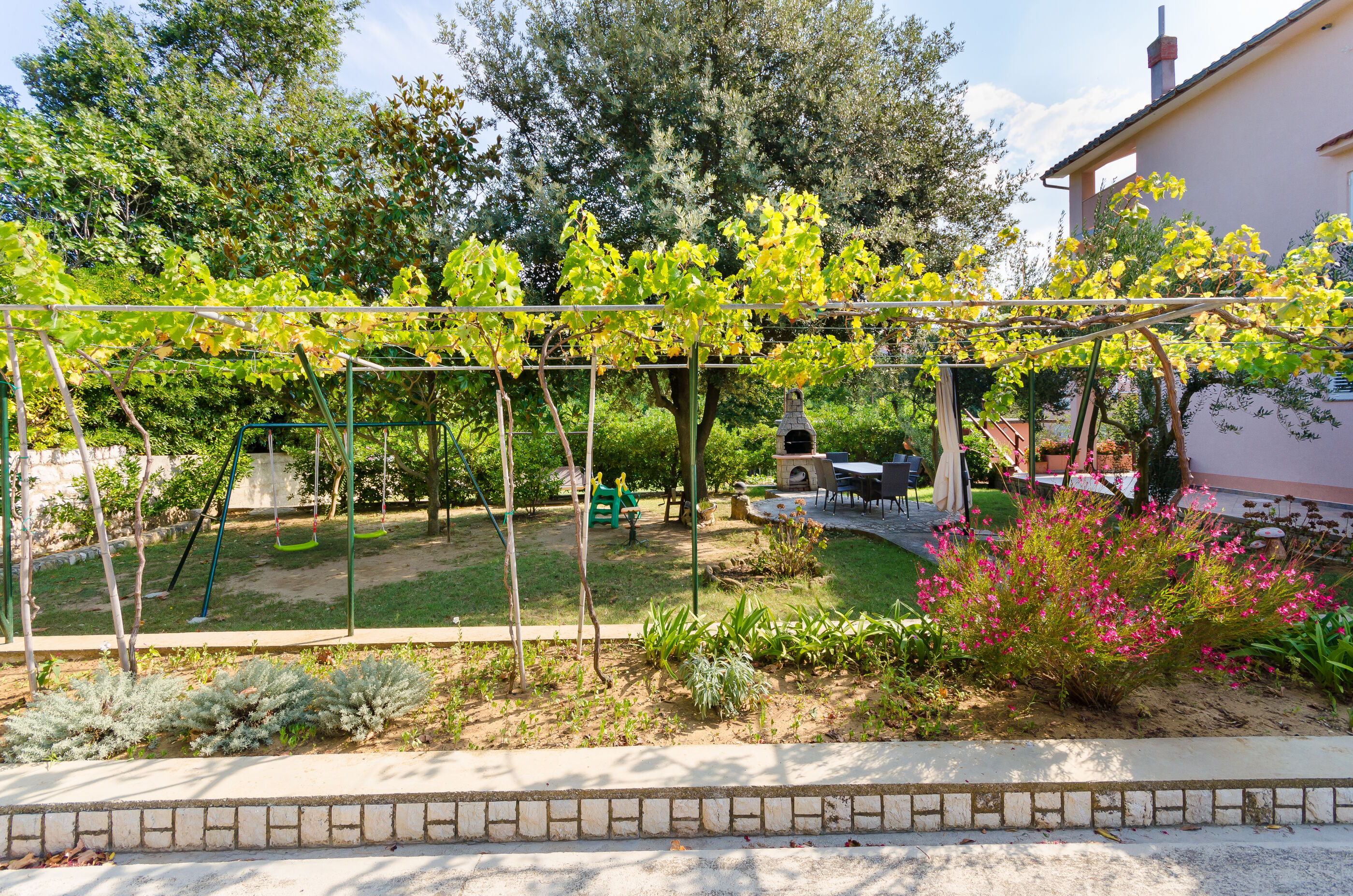 Apartments Slavica 88021-A2