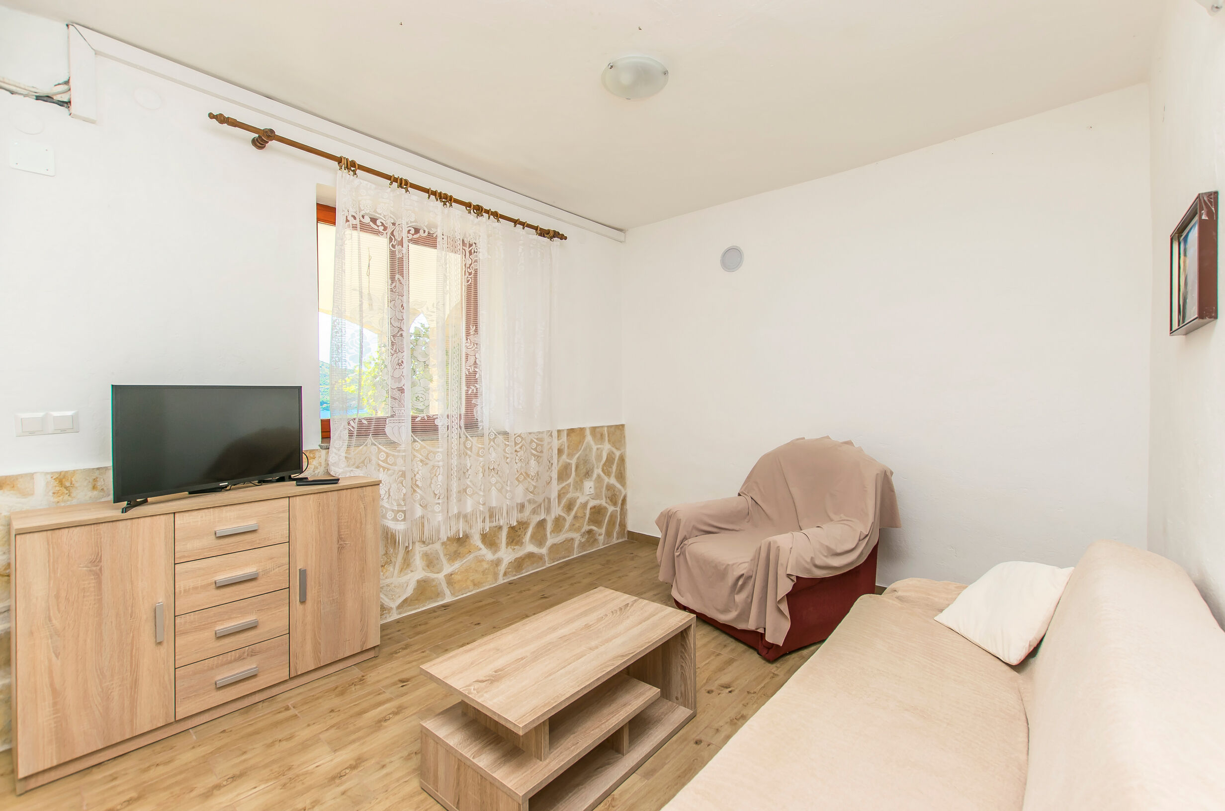 Apartments Kata 14401-A1