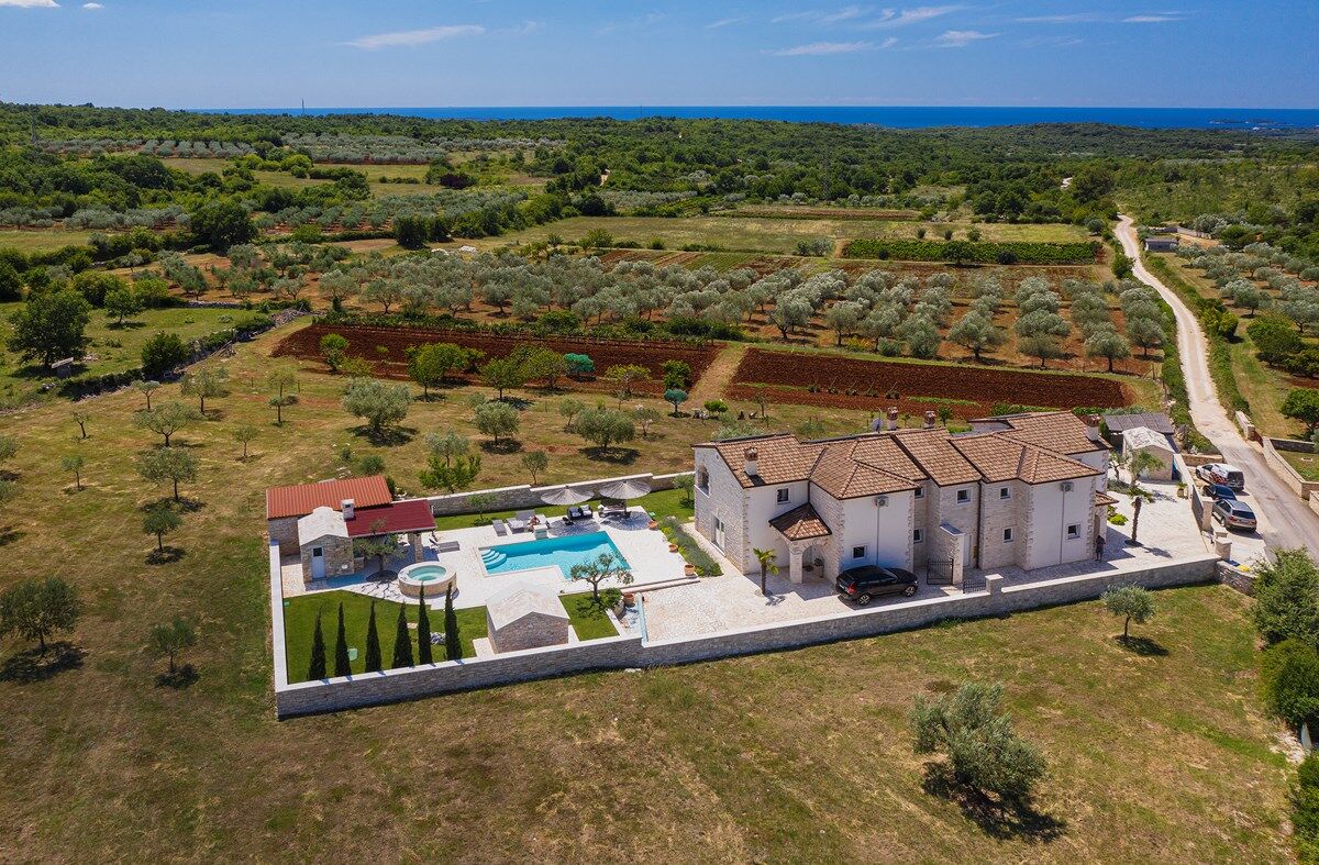 Villa Paradiso 73936-K1