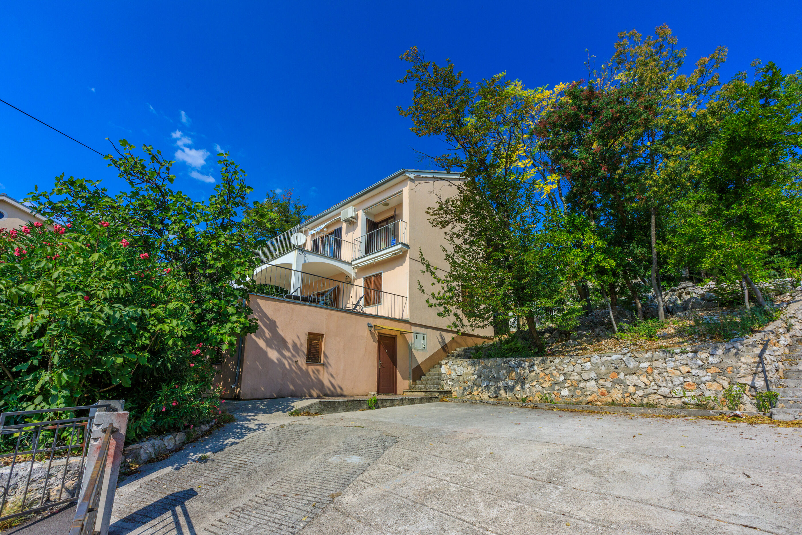 Apartments Bartulin 66361-A2