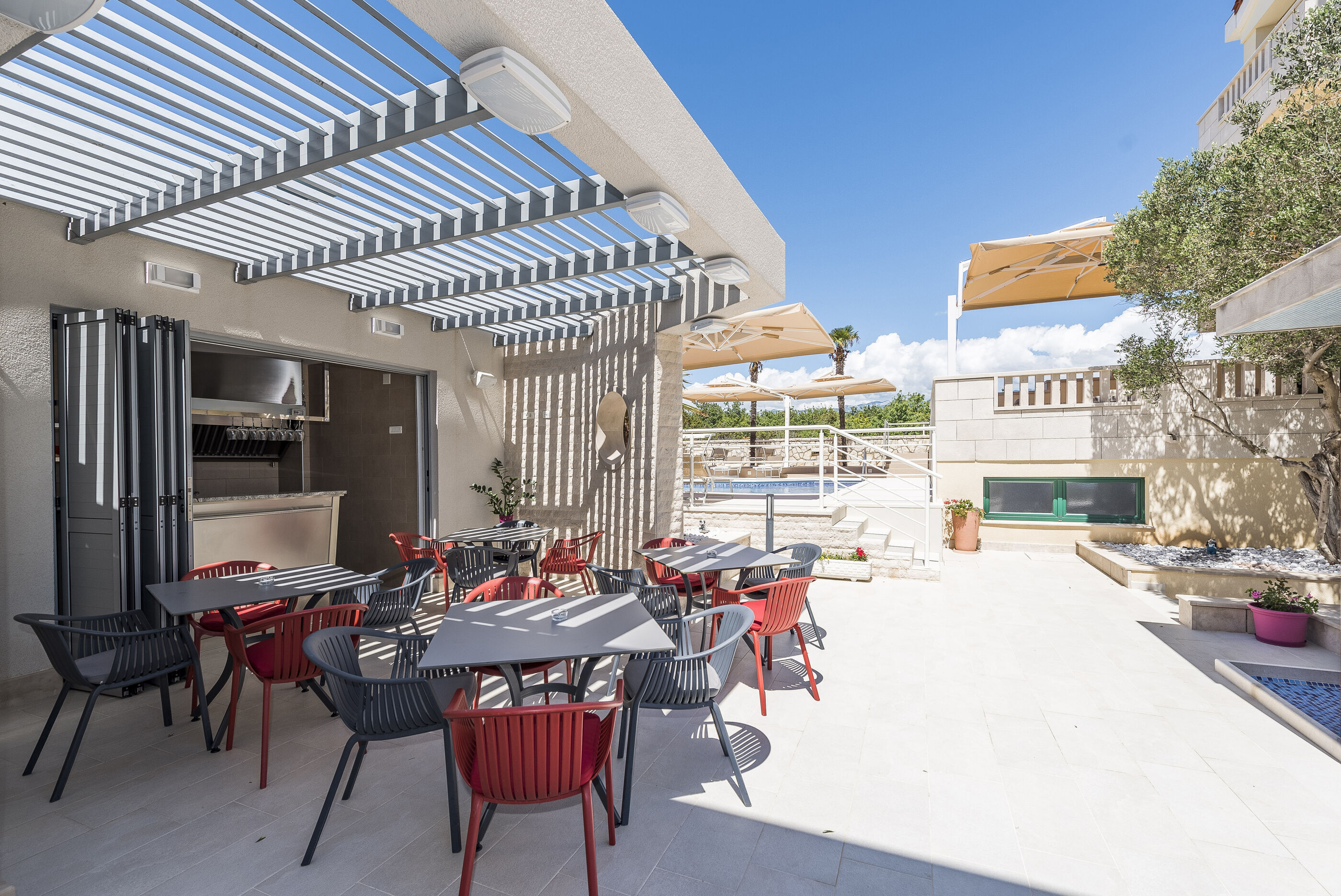 Apartments DYANA 28051-A2