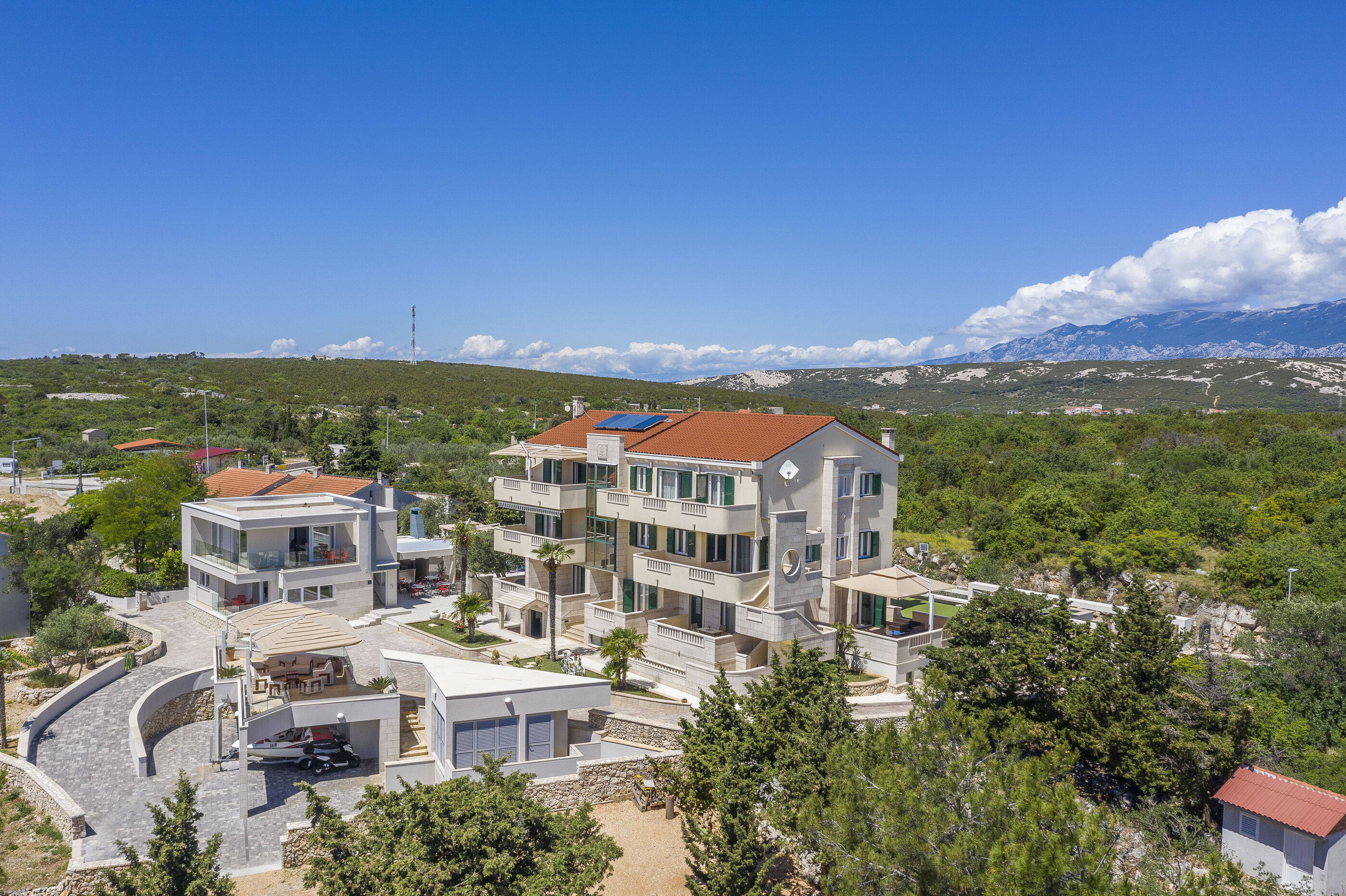 Apartments DYANA 28051-A2