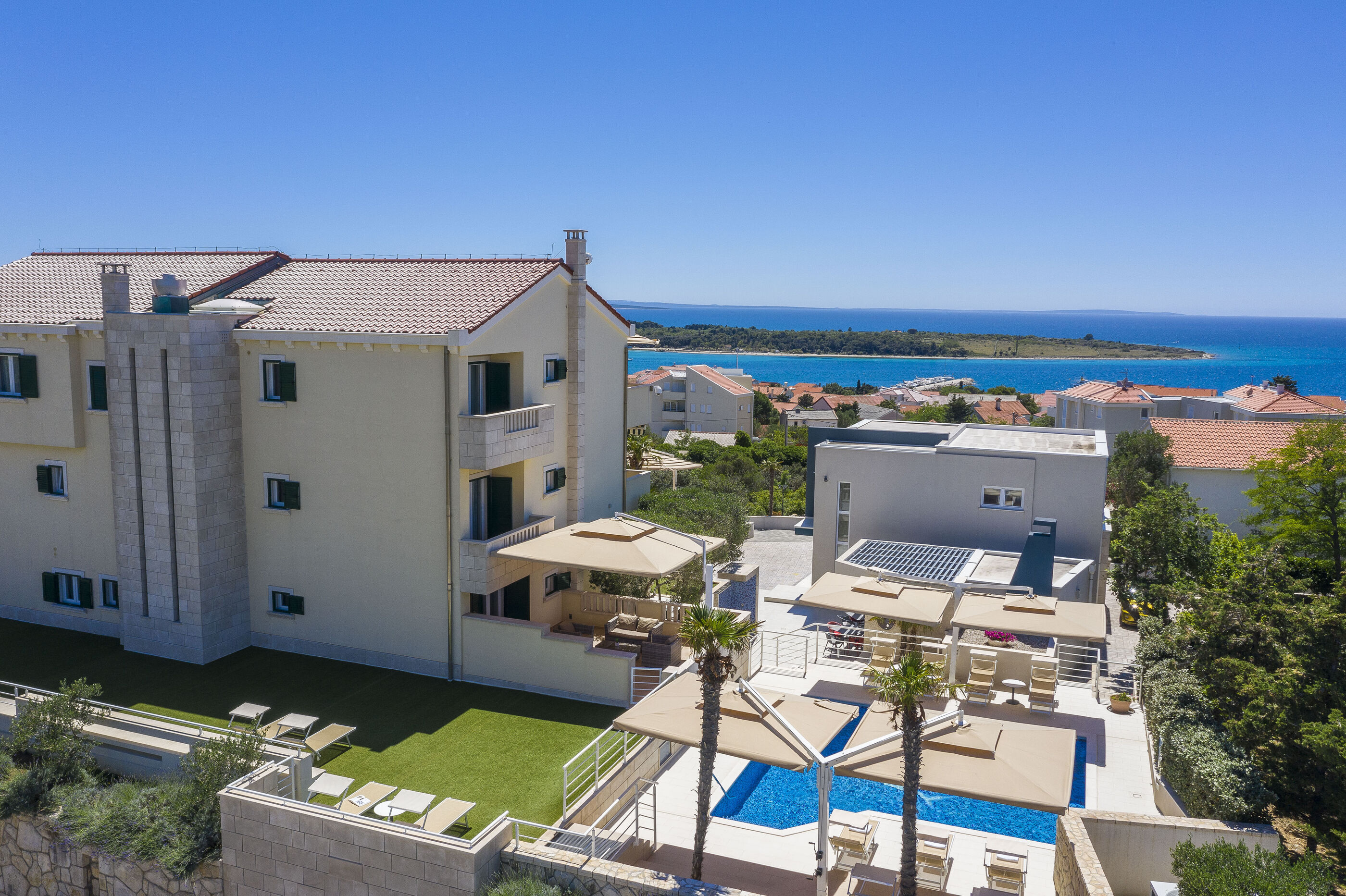 Apartments DYANA 28051-A2