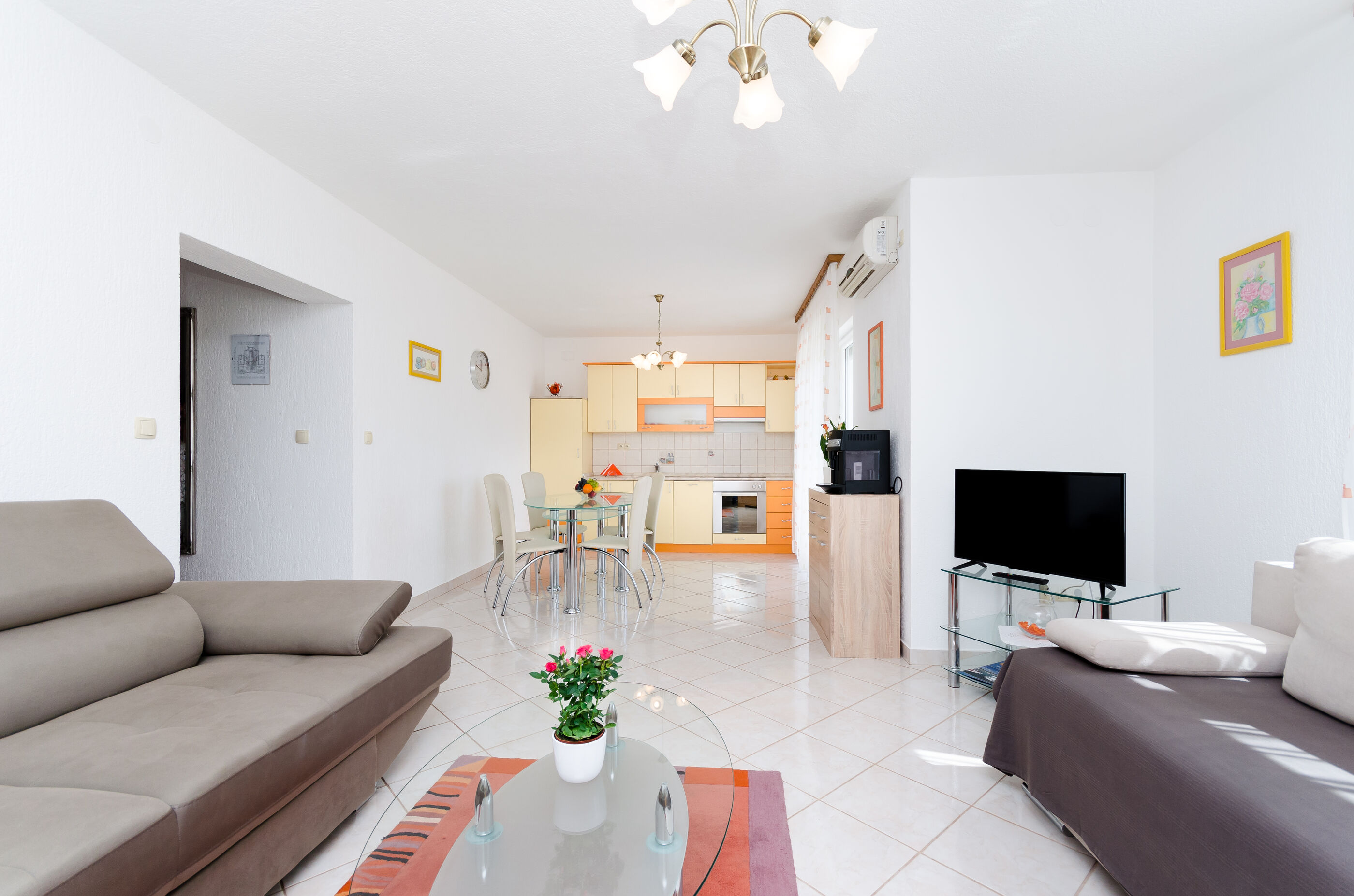 Apartments Maravera 86451-A1