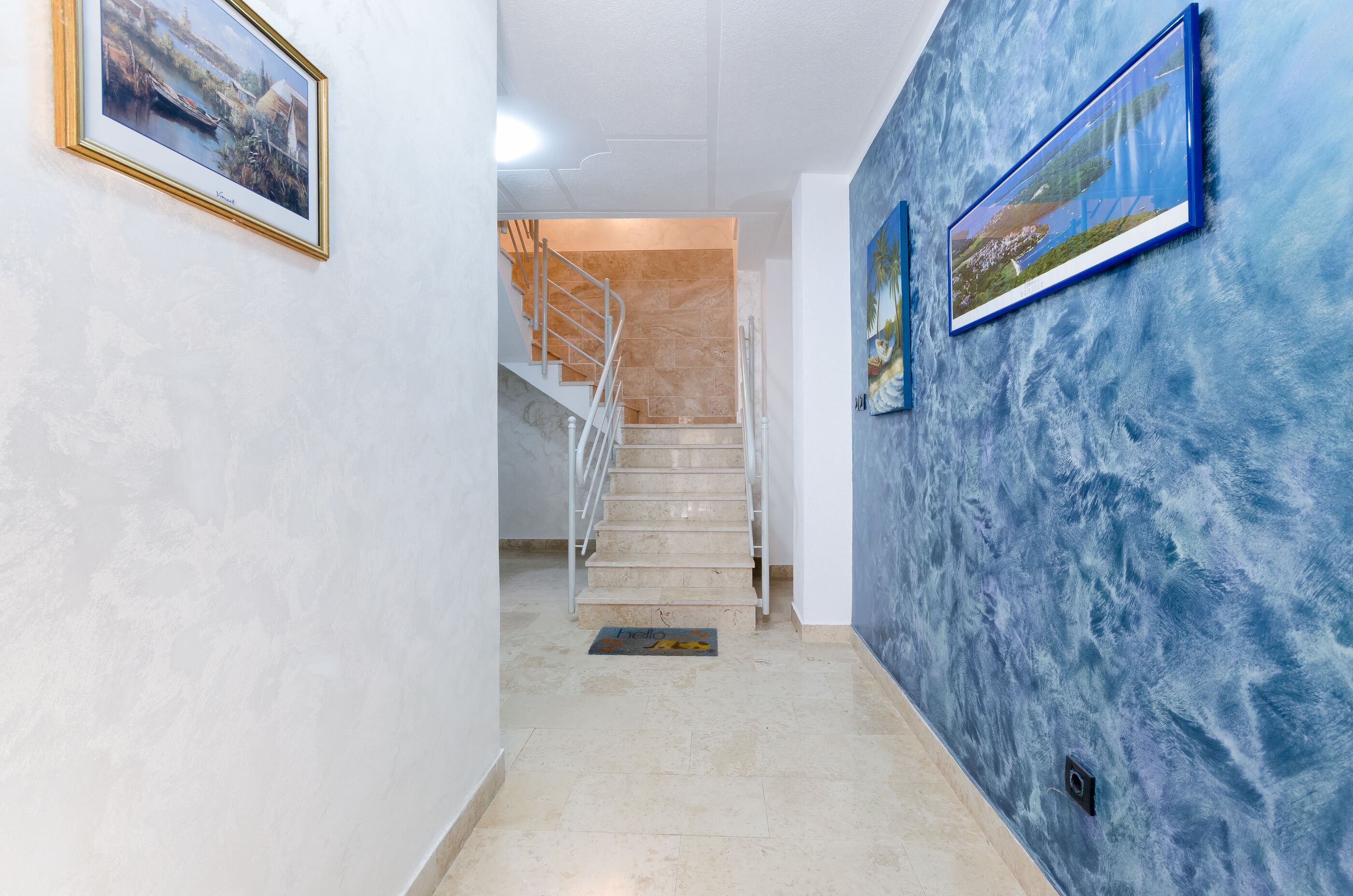 Apartments Drago 70881-A1
