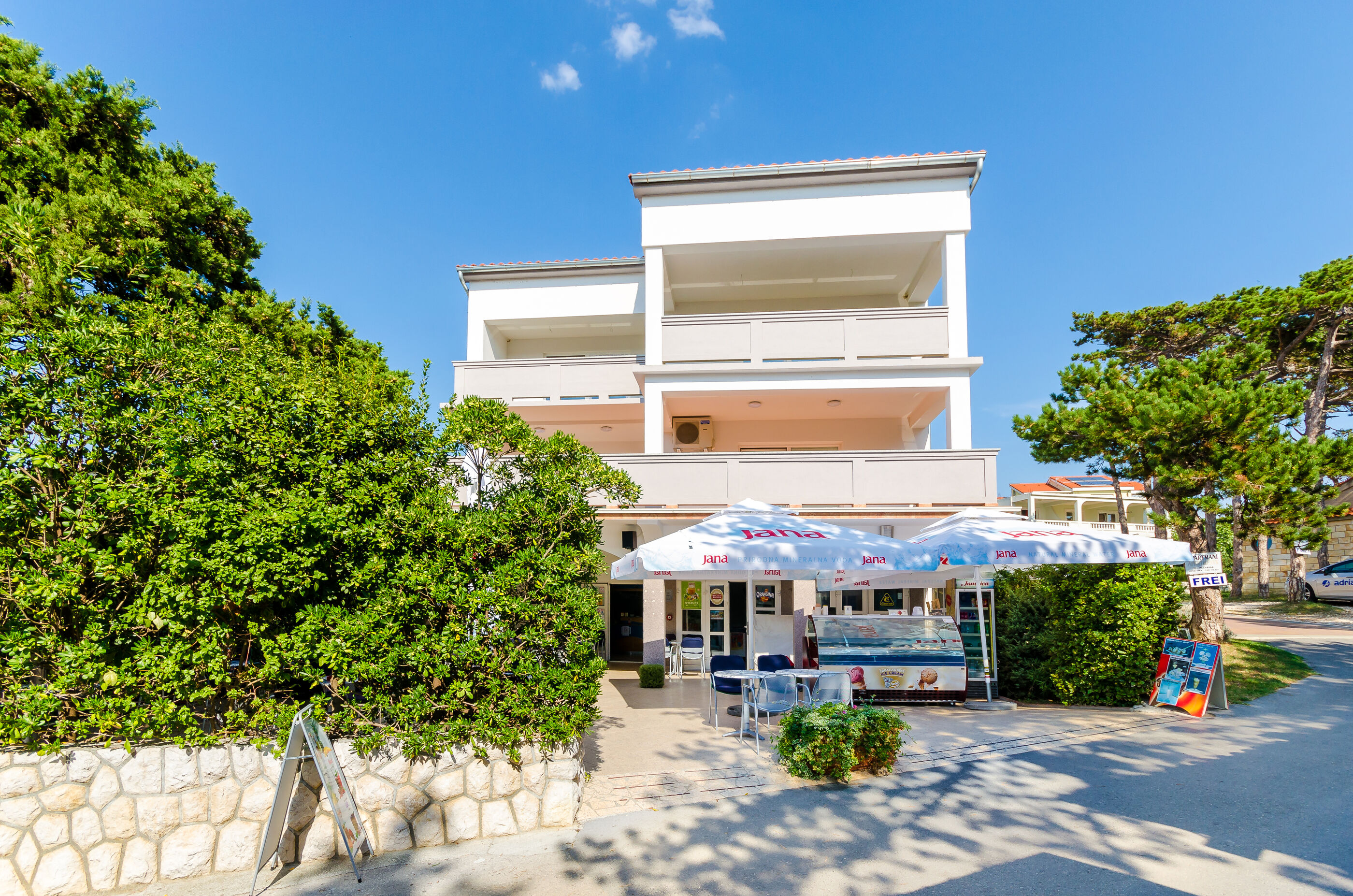 Apartments Ruza-Rajska beach A2