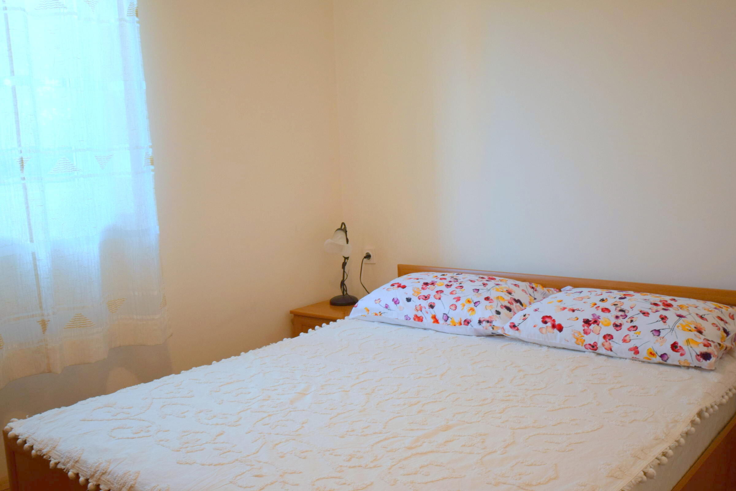 Apartments Jelka 62215-A1