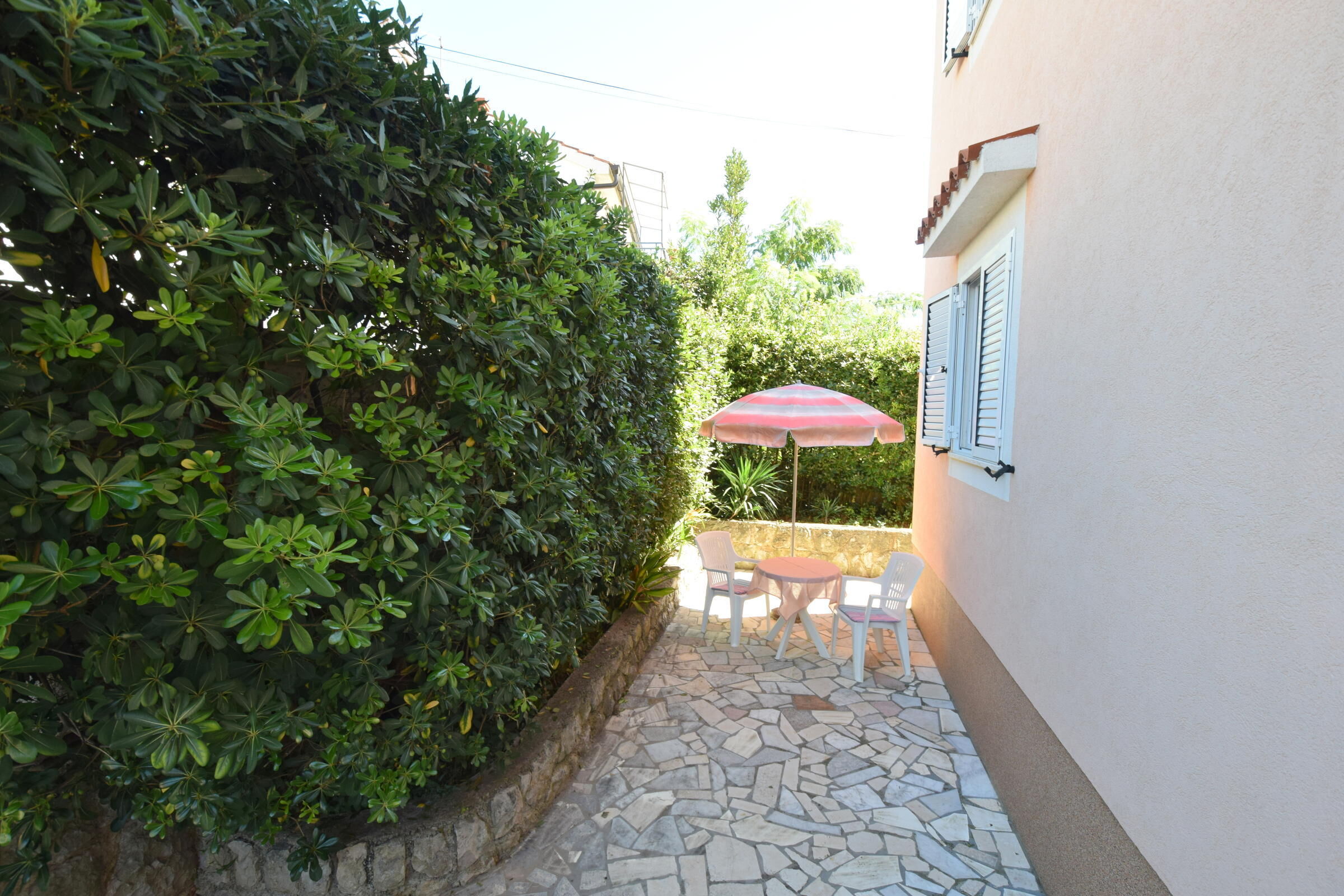 Apartments Jelka 62215-A1