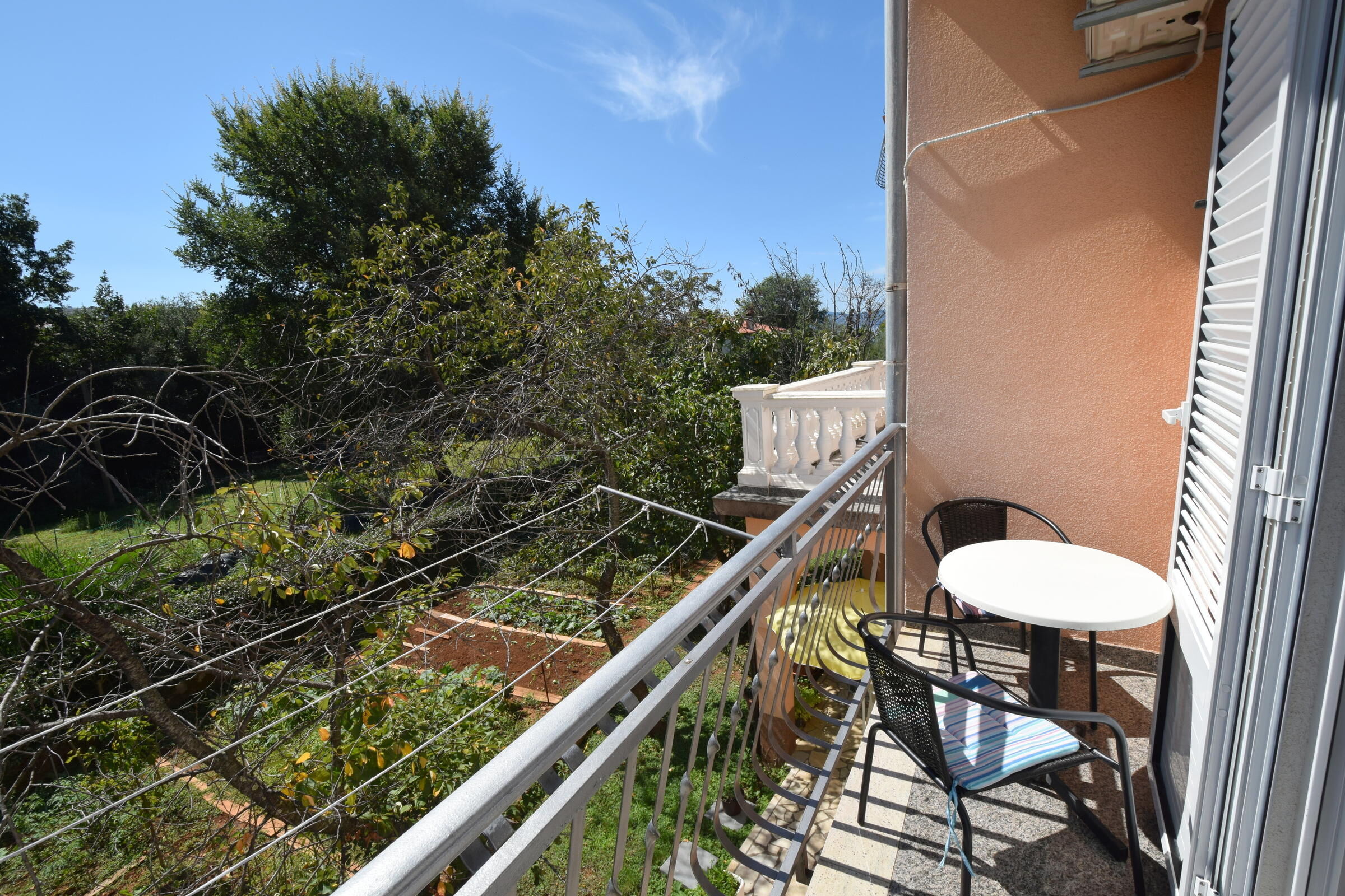 Apartments Jelka 62215-A2