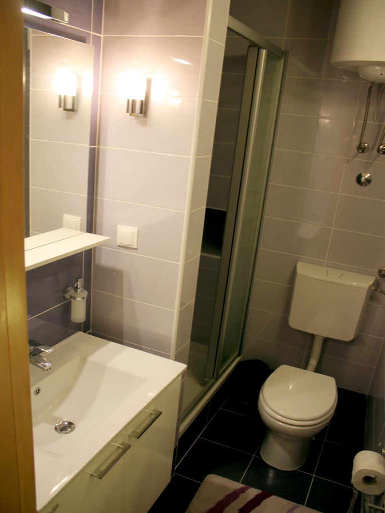 Apartments Cukarin 79662-A1