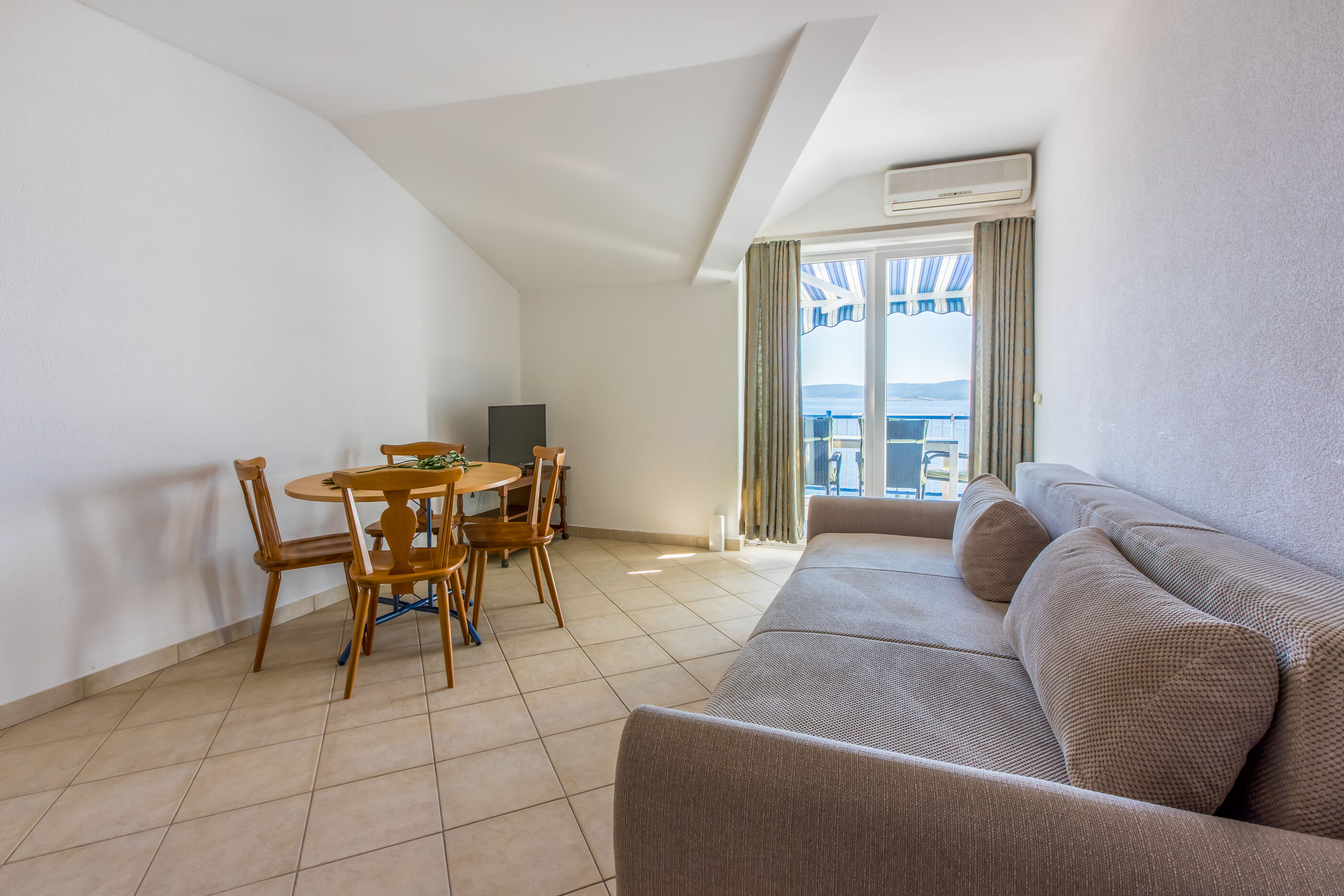 Apartment Goran 62427-A1