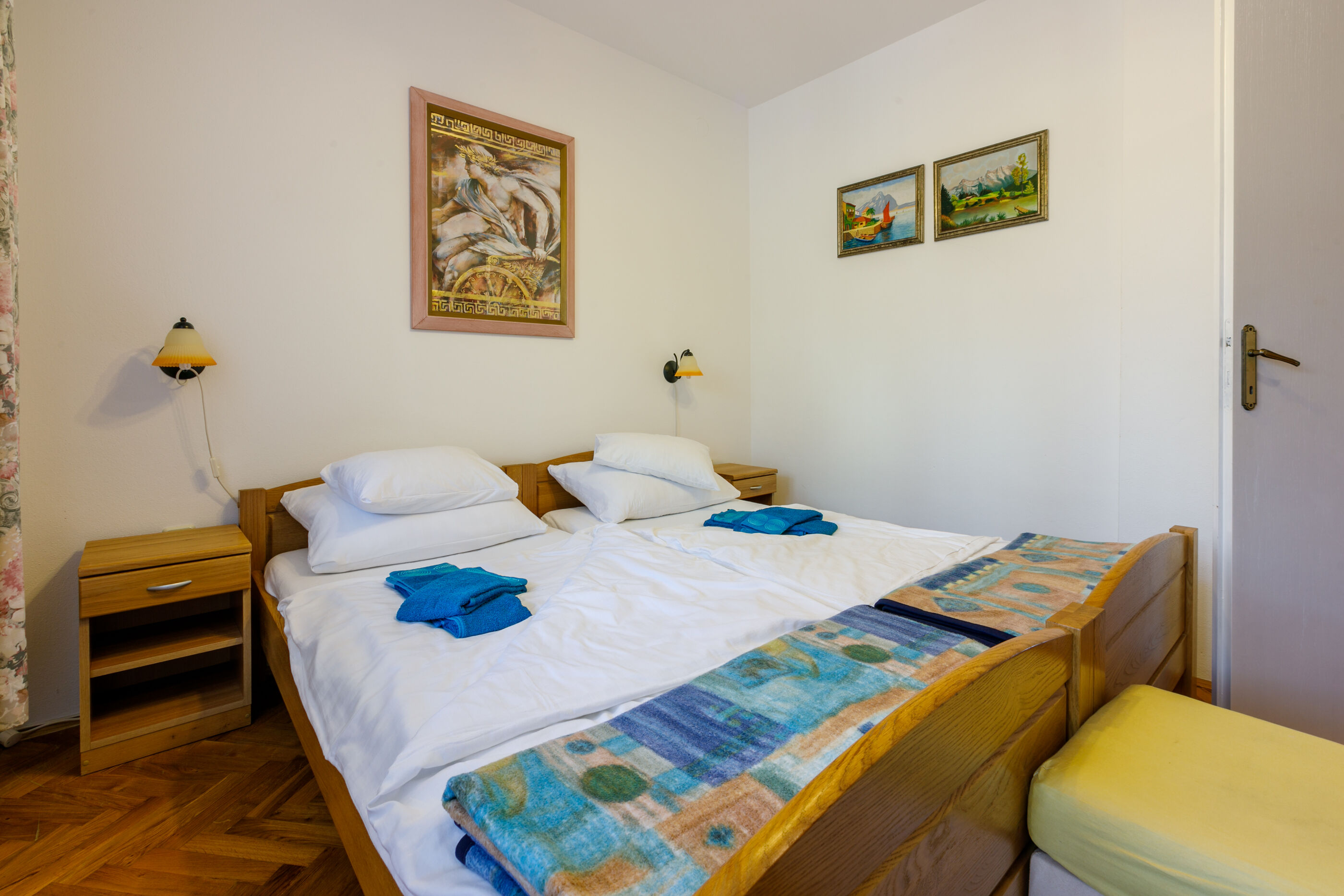Apartments Villa 7 62467-A2