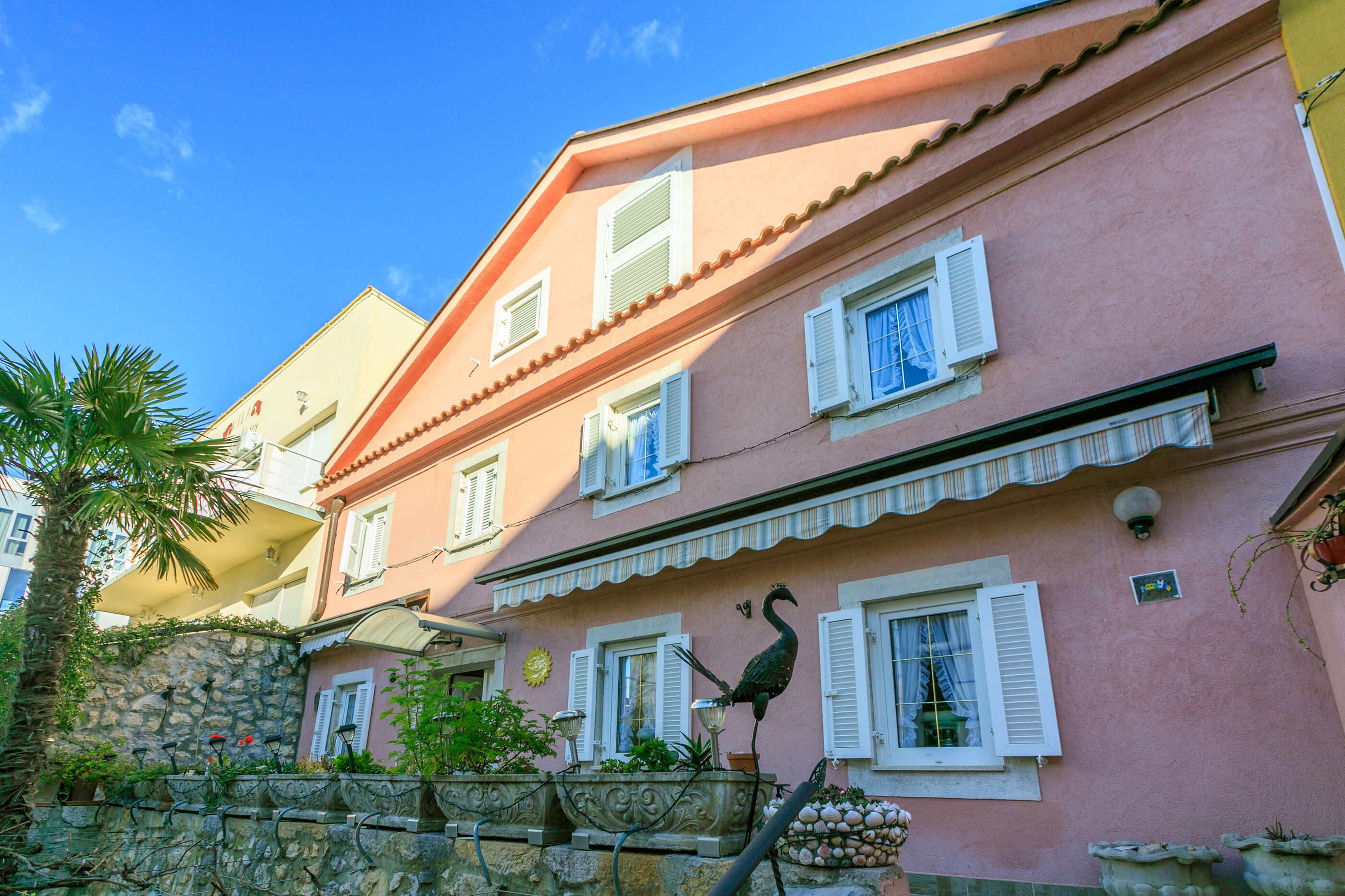 Apartments Villa 7 62467-A2