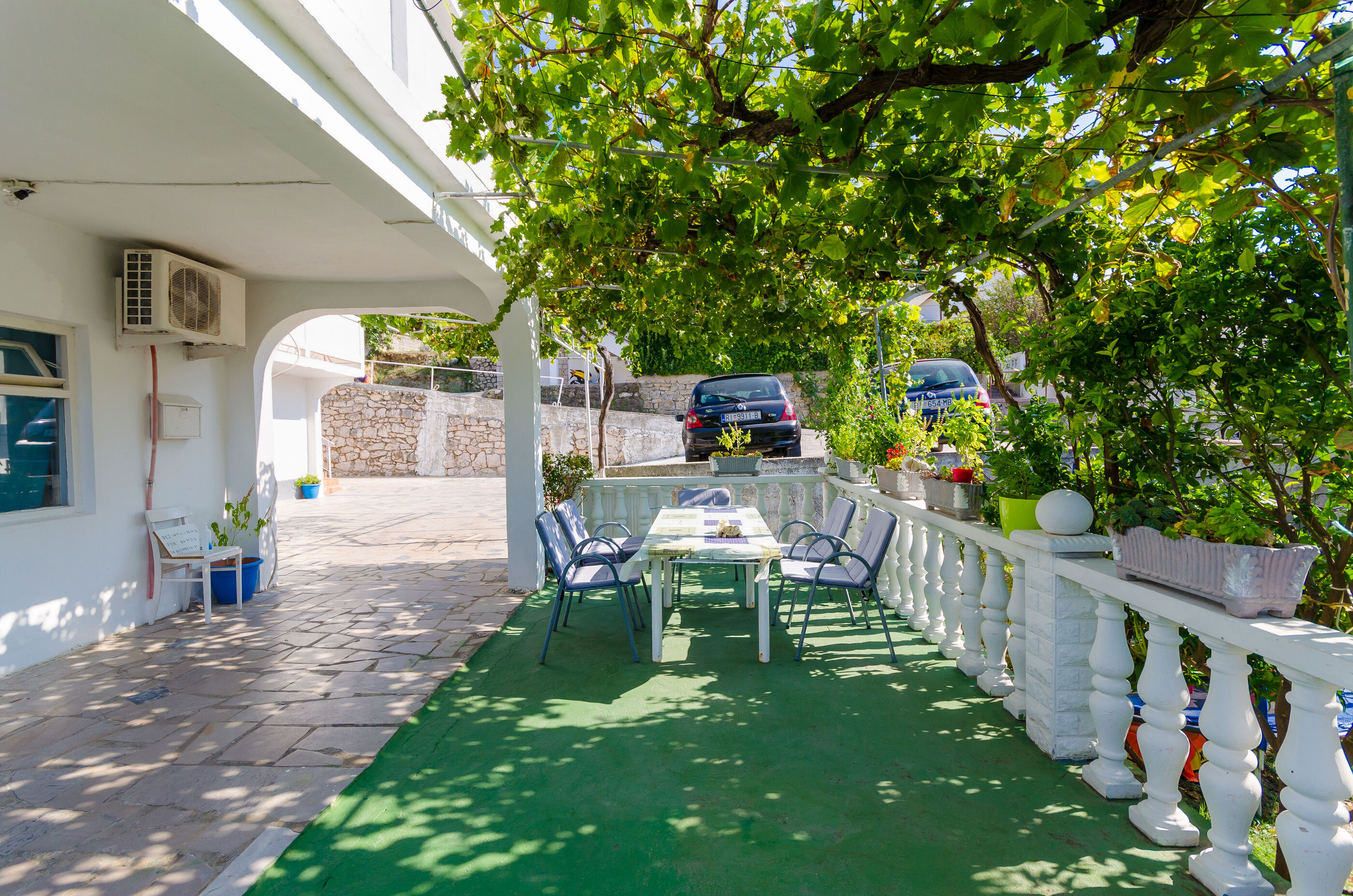 Photo of Apartments Pela