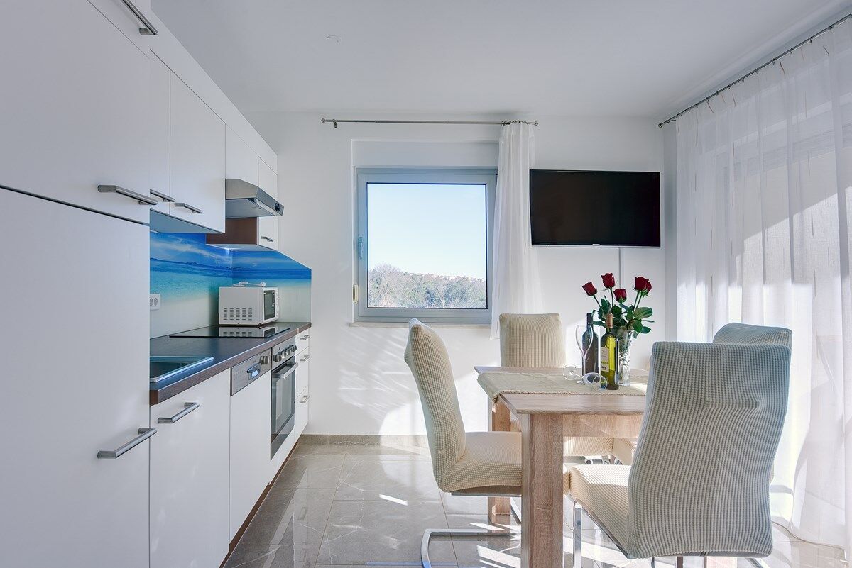House Zoran 74195-A1