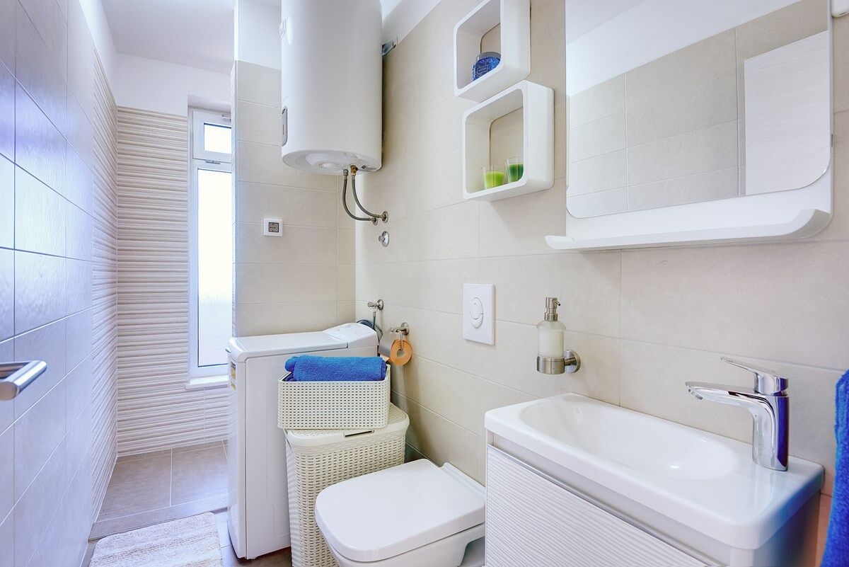 House Zoran 74195-A1