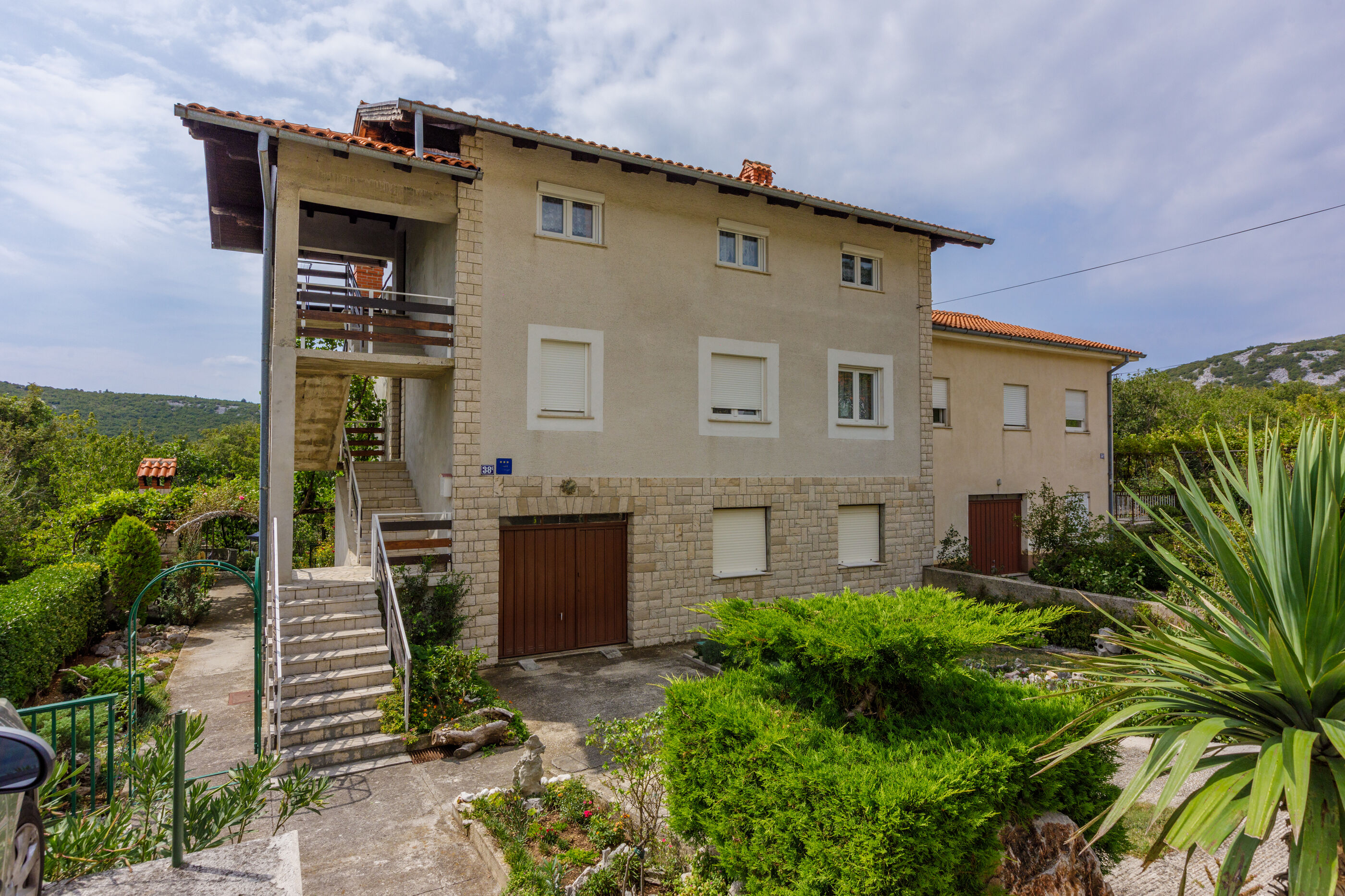 Apartments Ledy 79031-A2