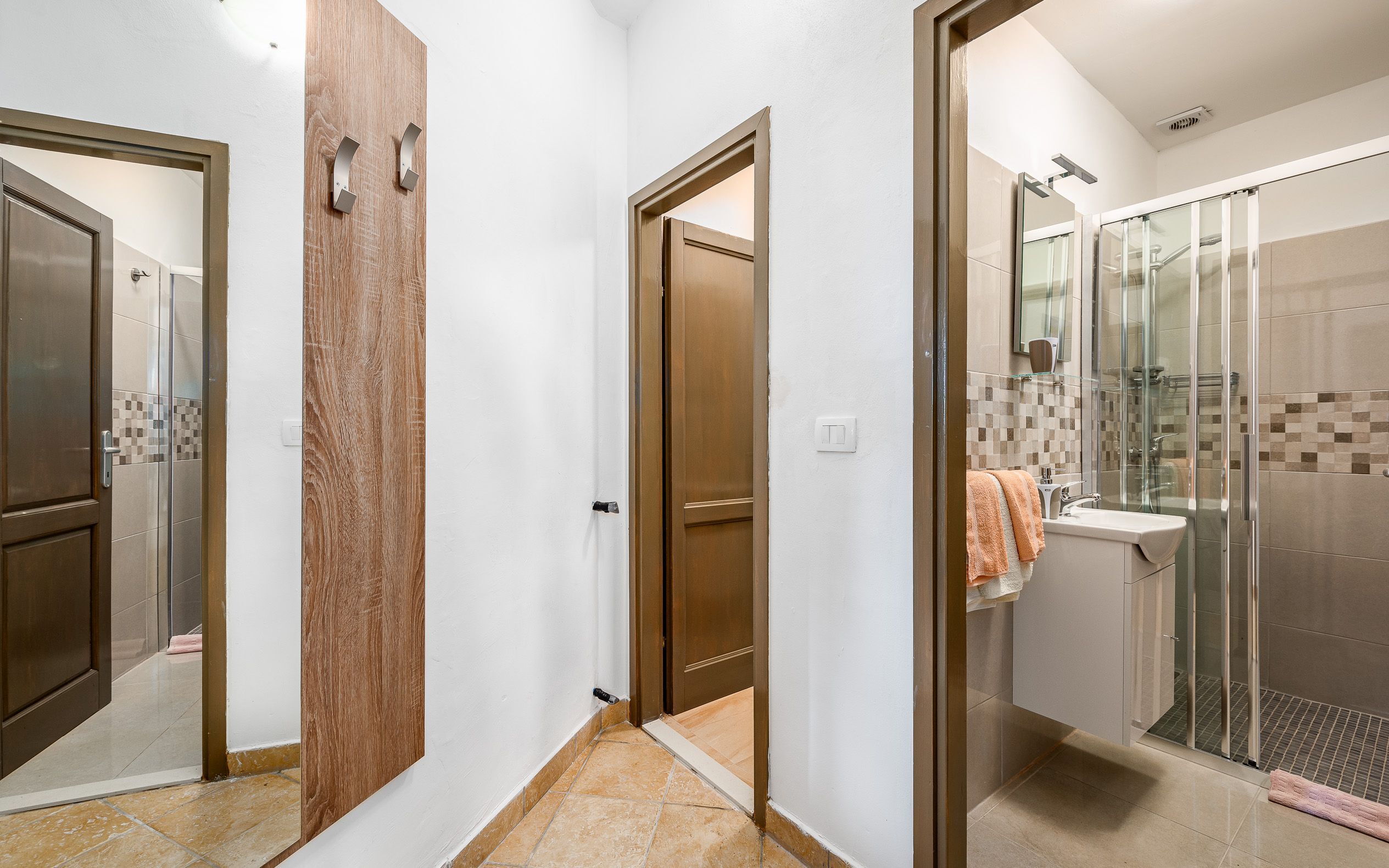 Apartments Wellness 75751-A8