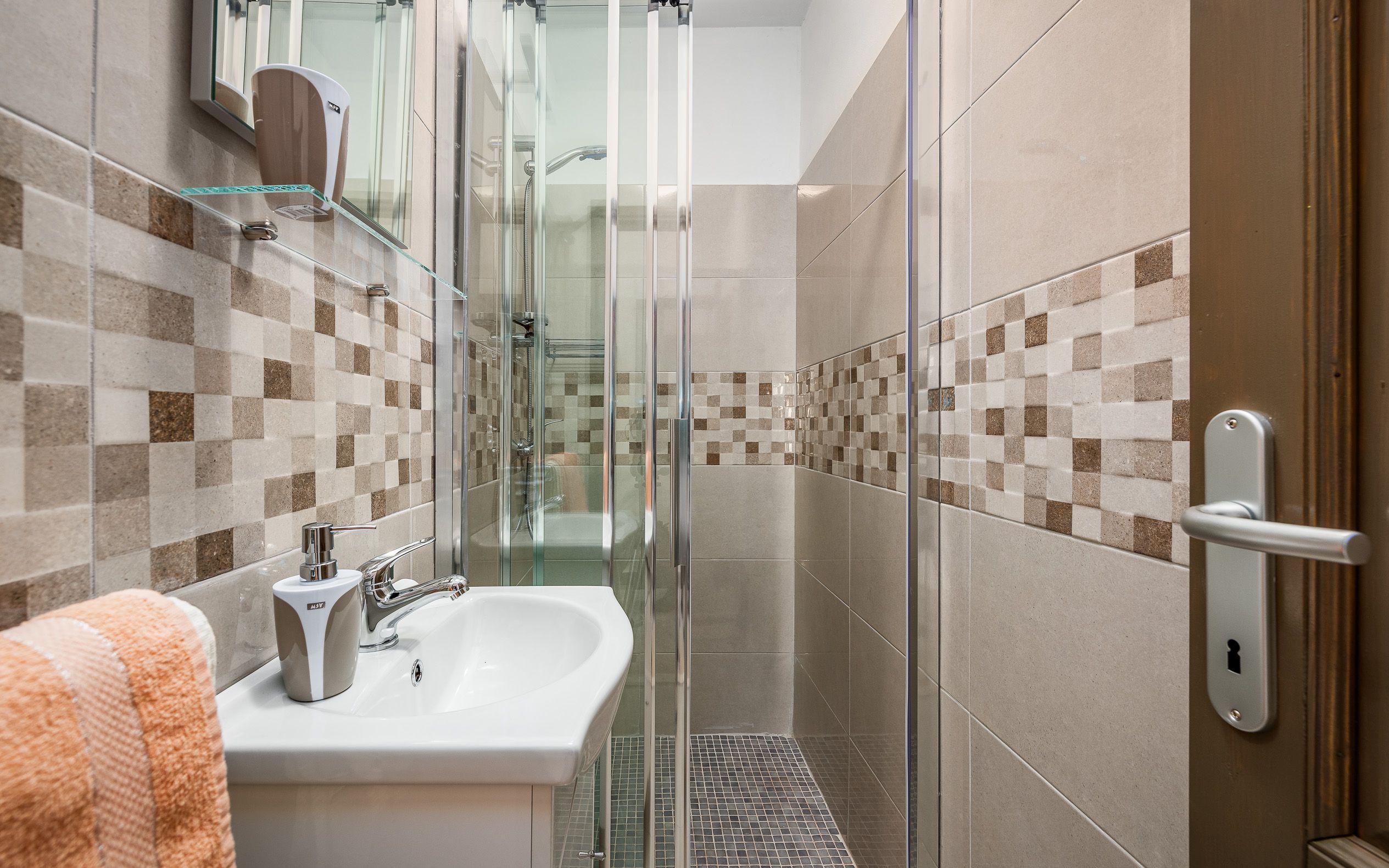 Apartments Wellness 75751-A8