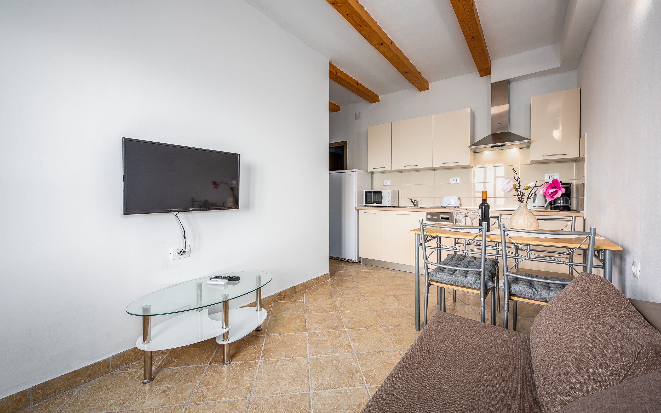 Apartments Wellness 75751-A8