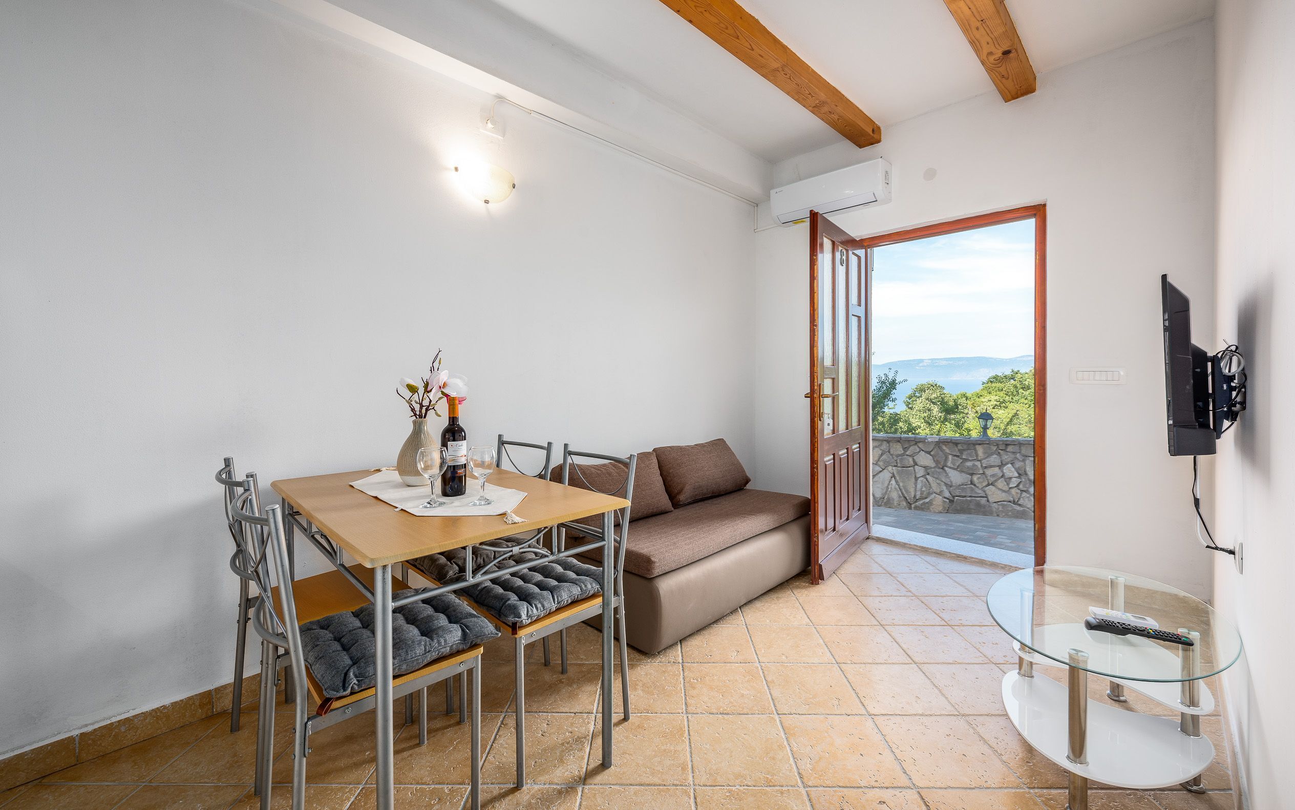 Apartments Wellness 75751-A8