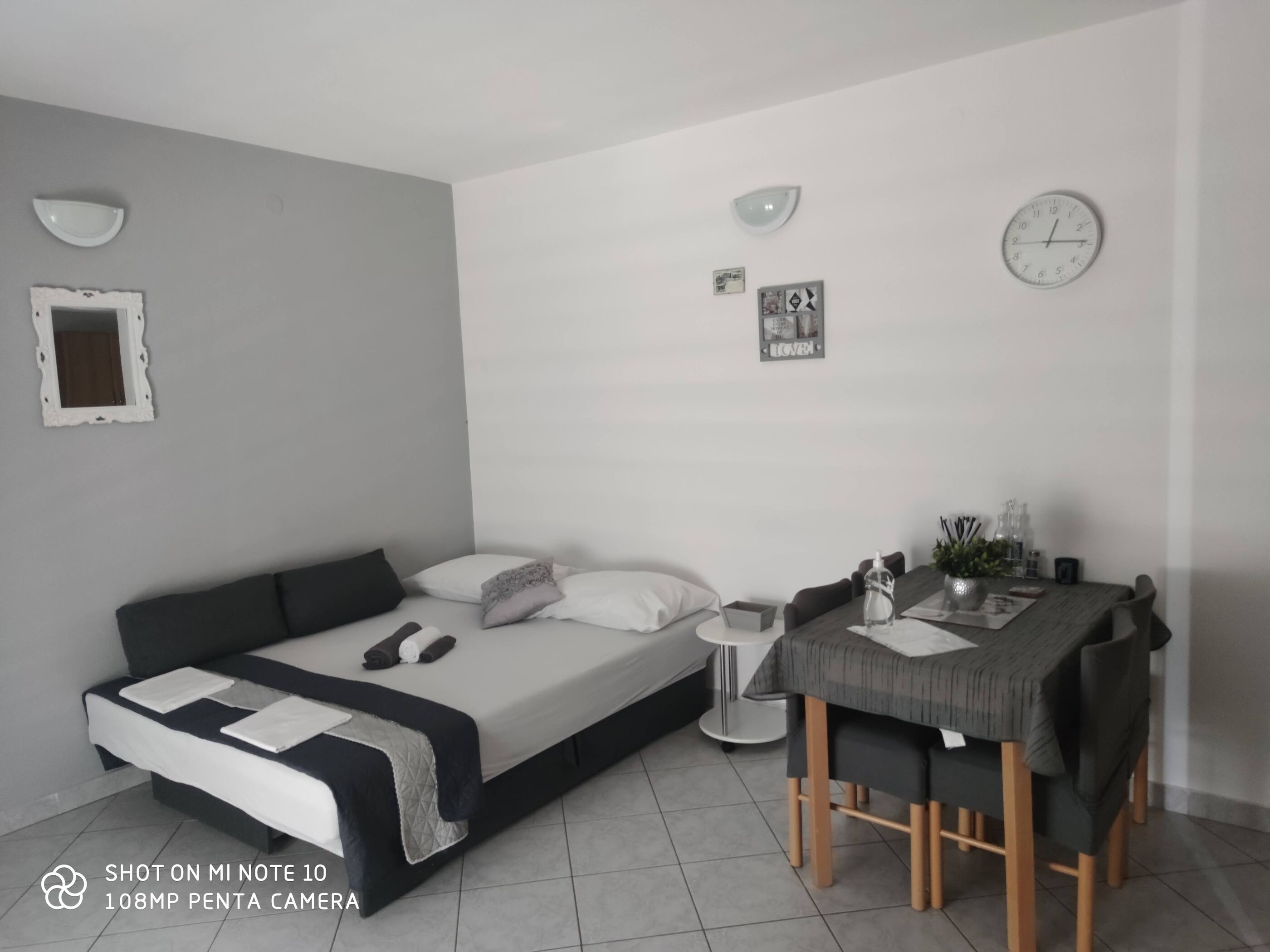Apartments Marko 22081-A1