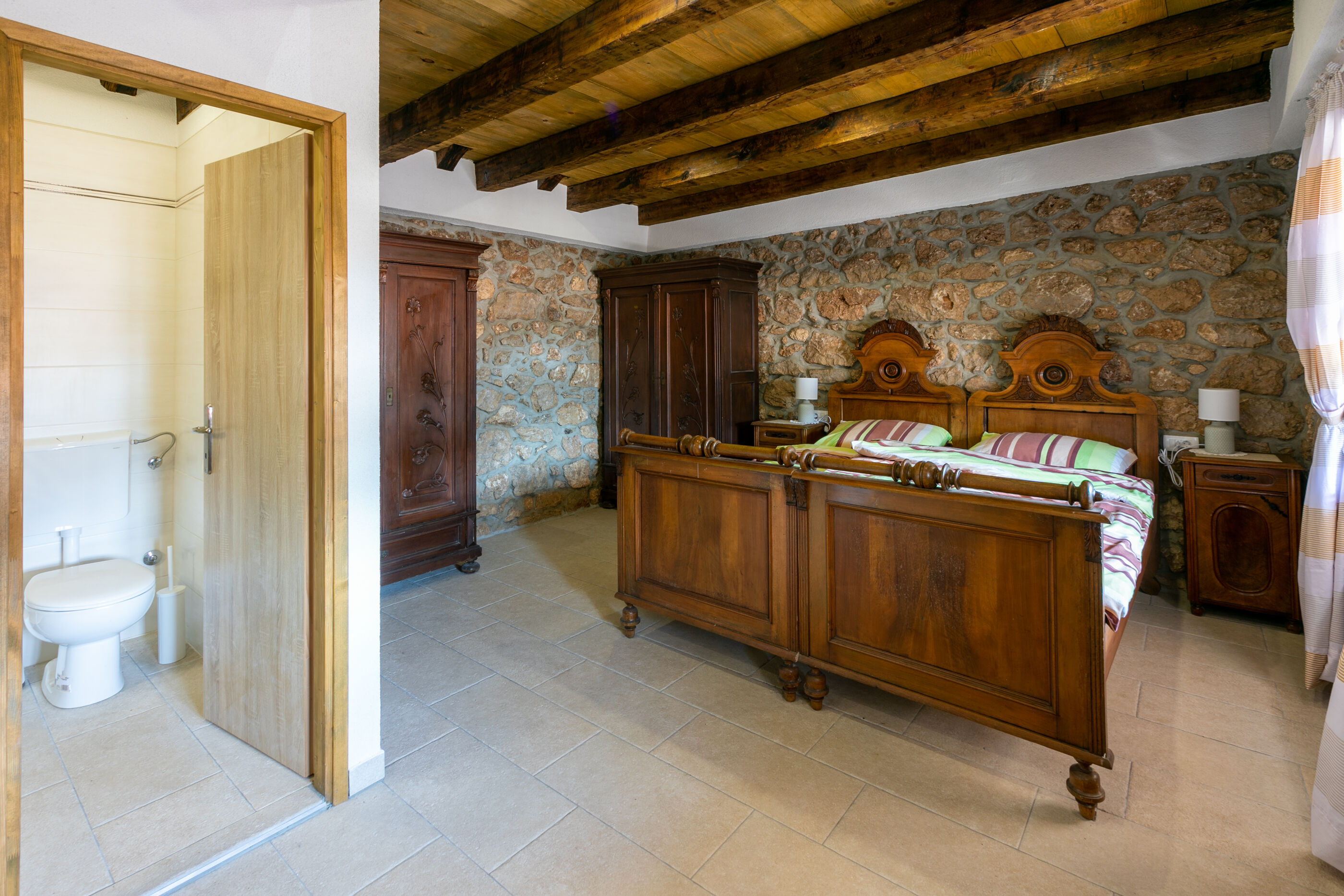 Villa Romantic V6981-K1