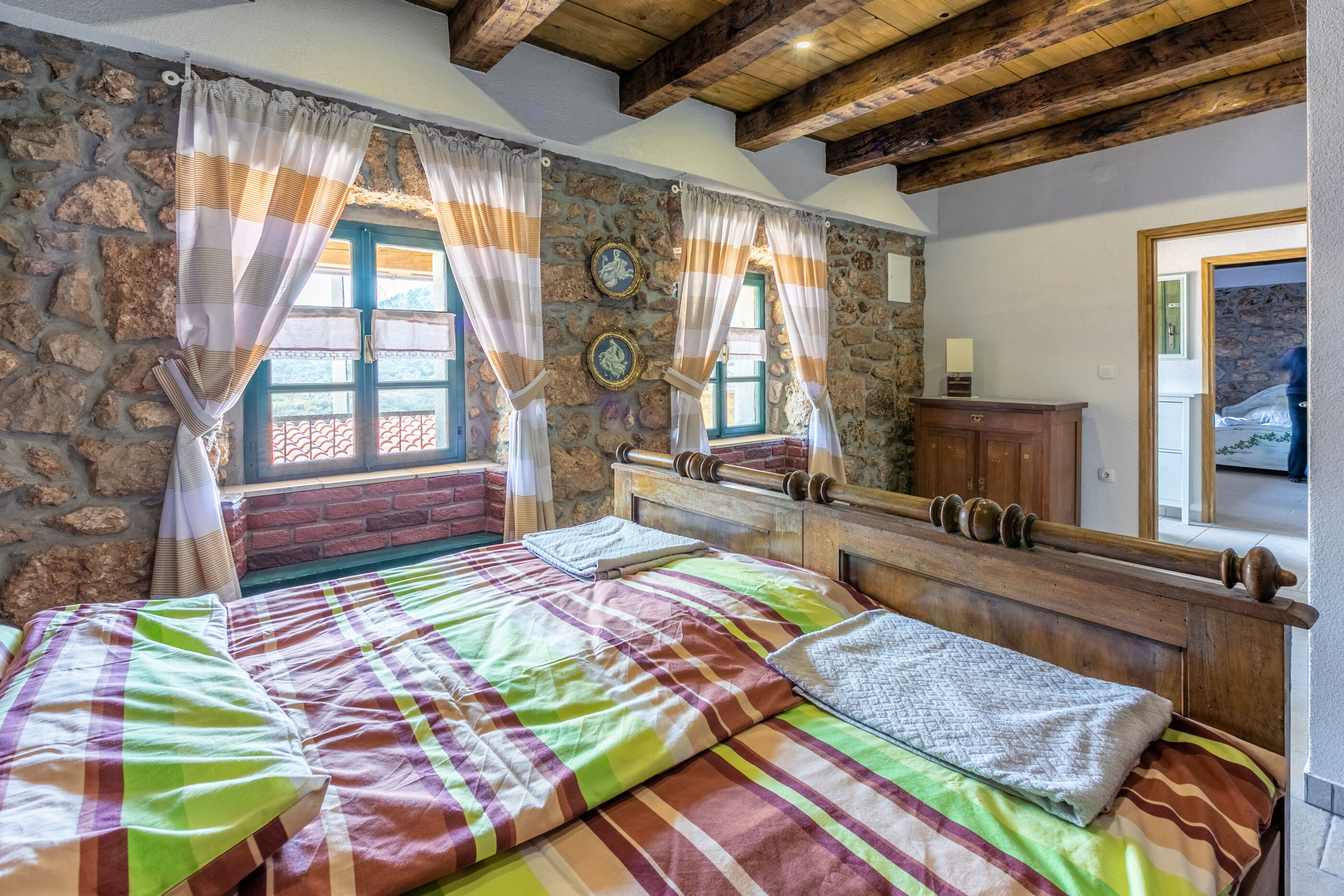 Villa Romantic V6981-K1