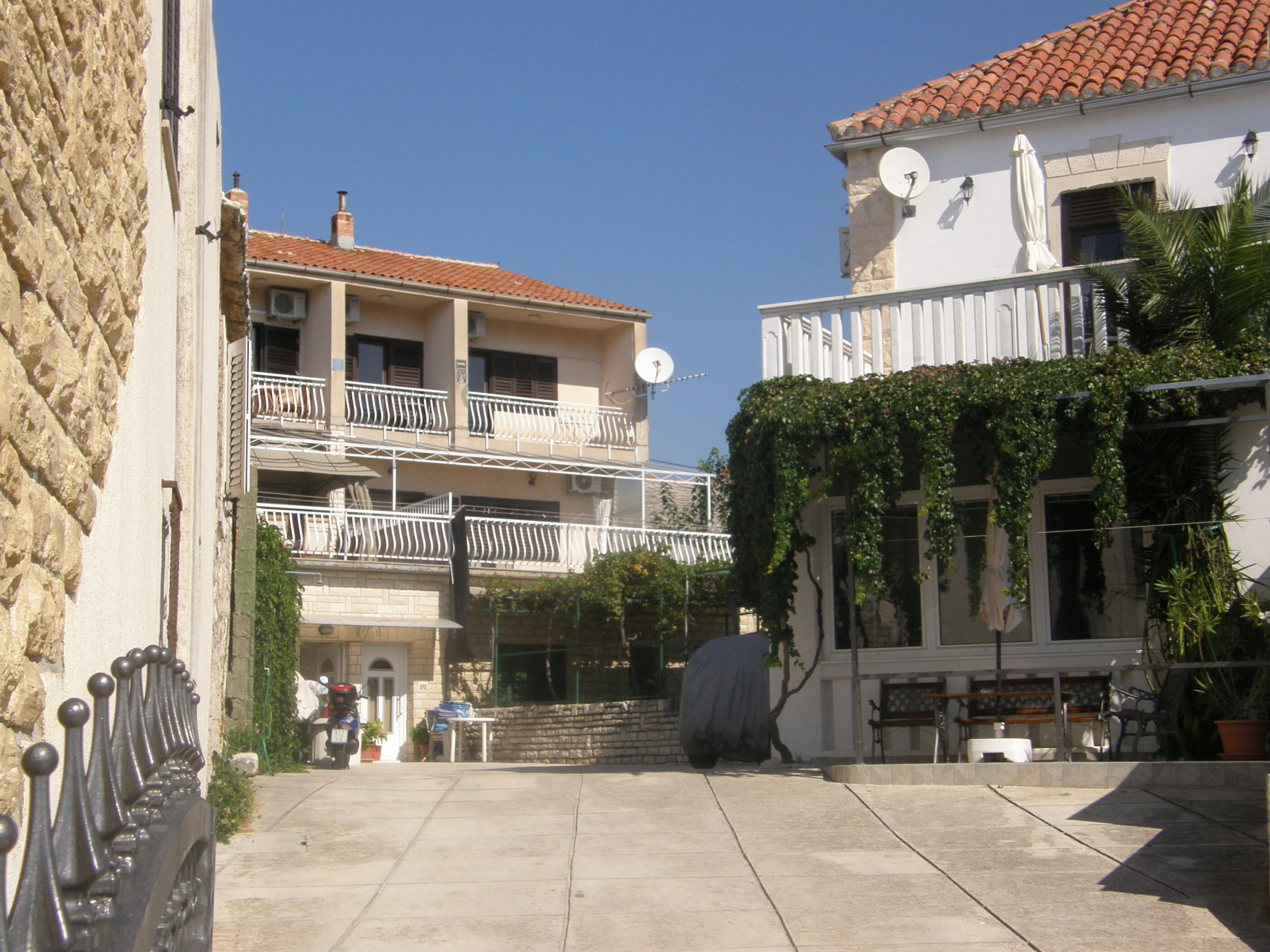 Apartment Ivan 71021-A1