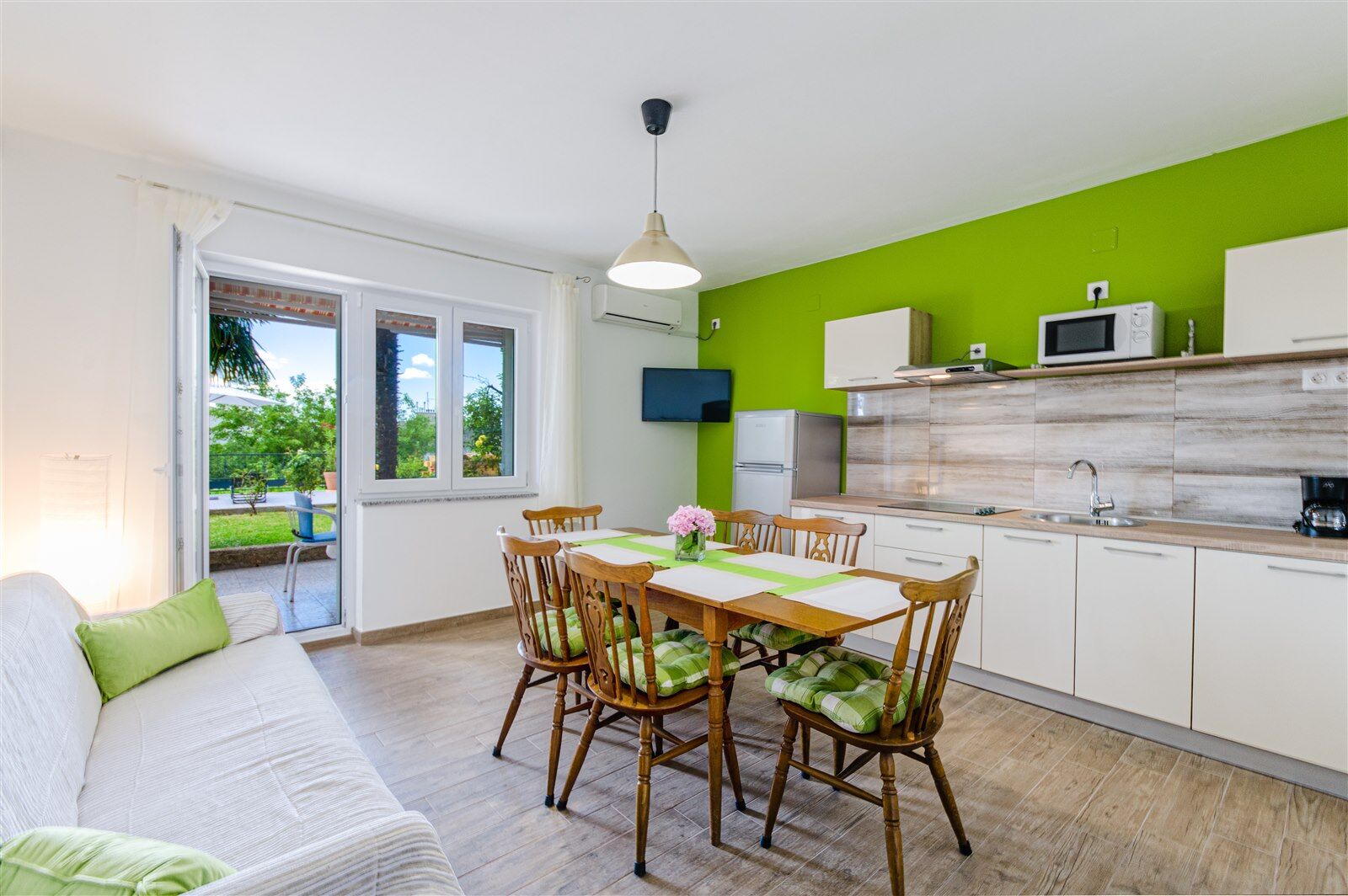Apartments Rajna 80481-A1