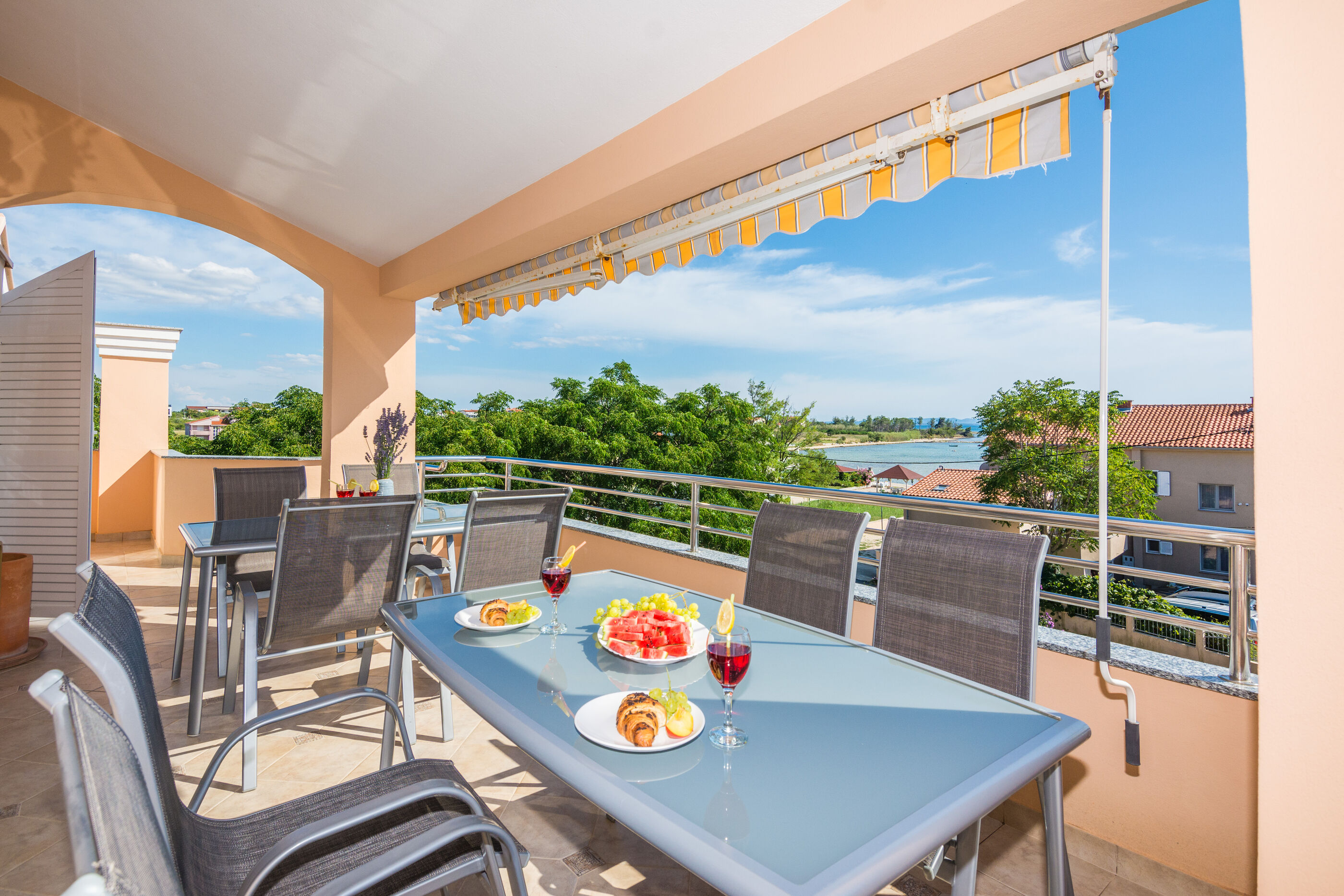 Apartments Medanic A2