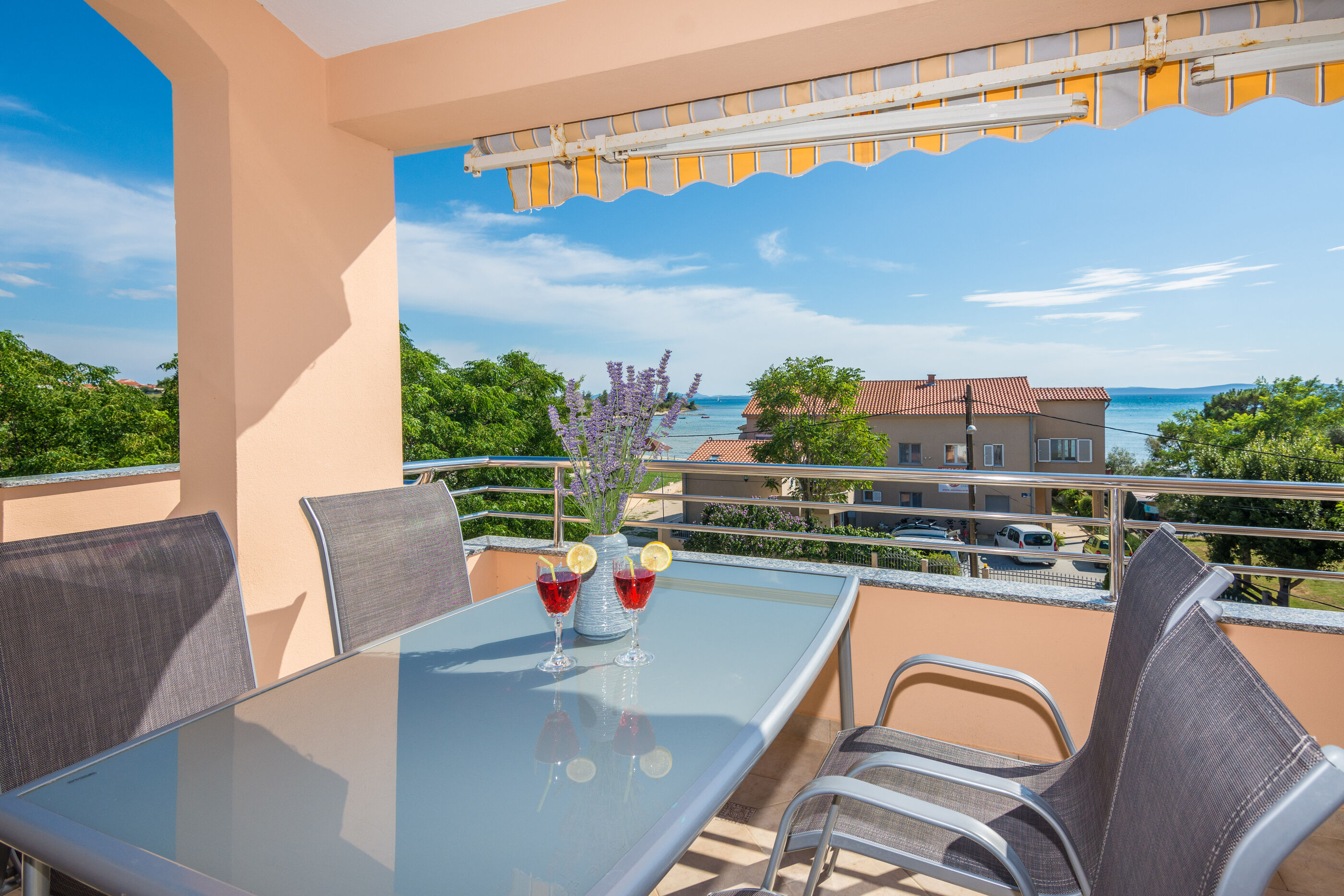 Apartments Medanic A2