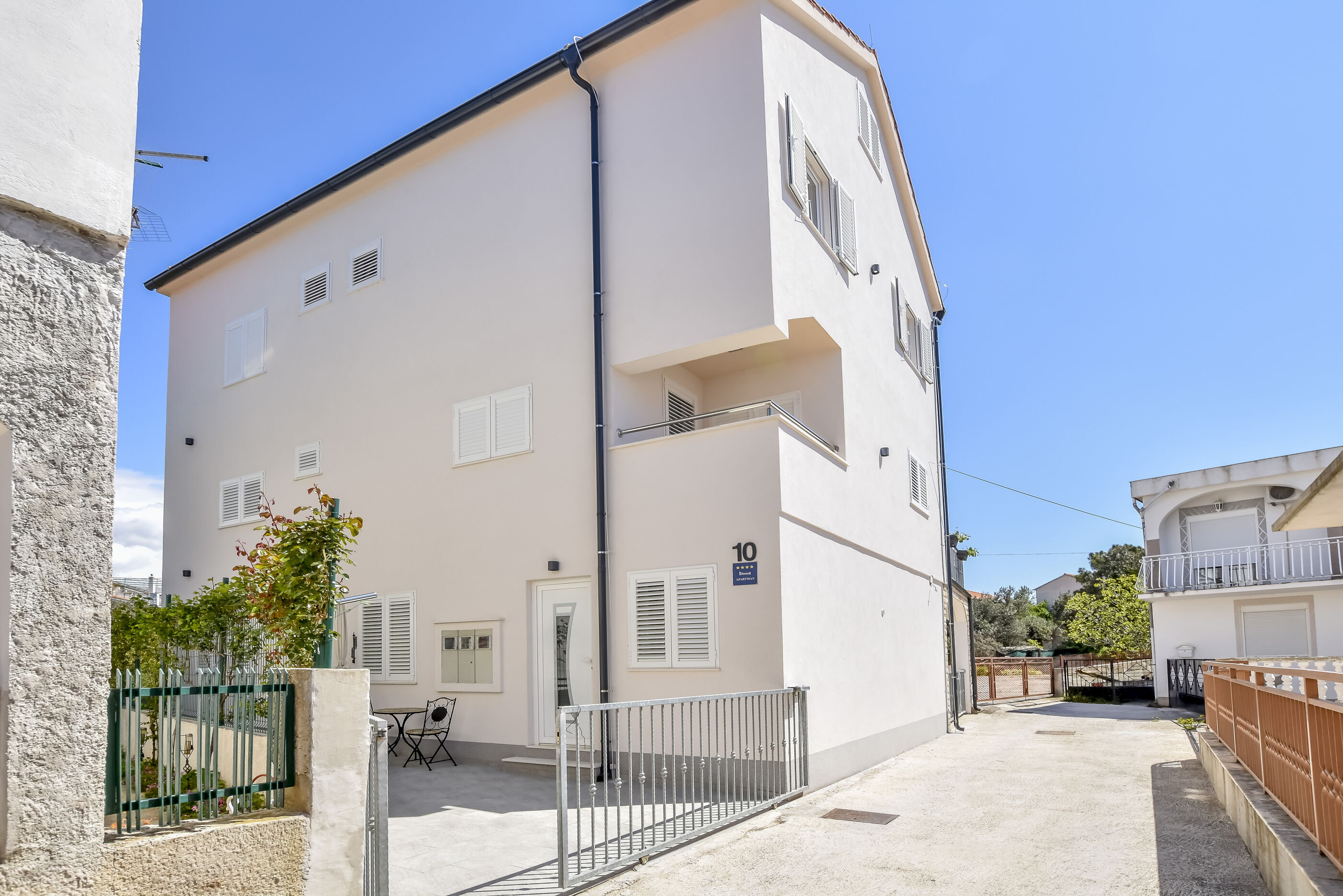 Apartments Jelena 79901-A1