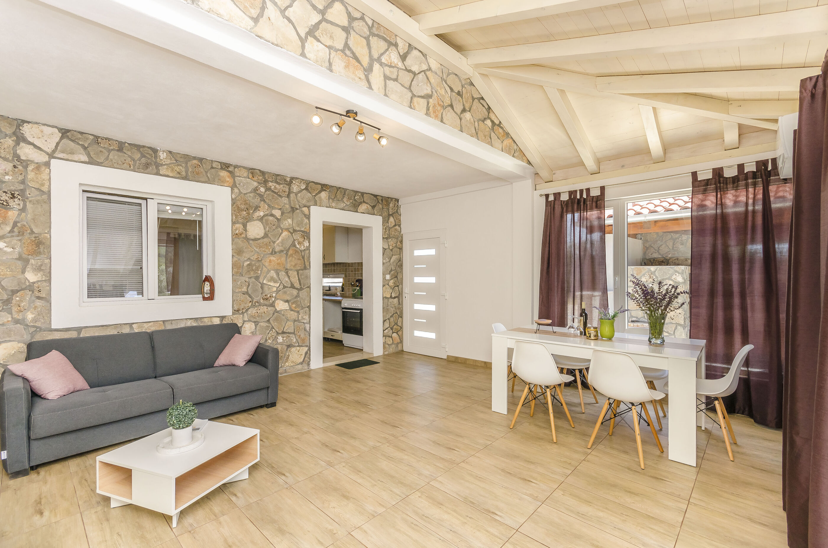 House Hacienda 80831-K1