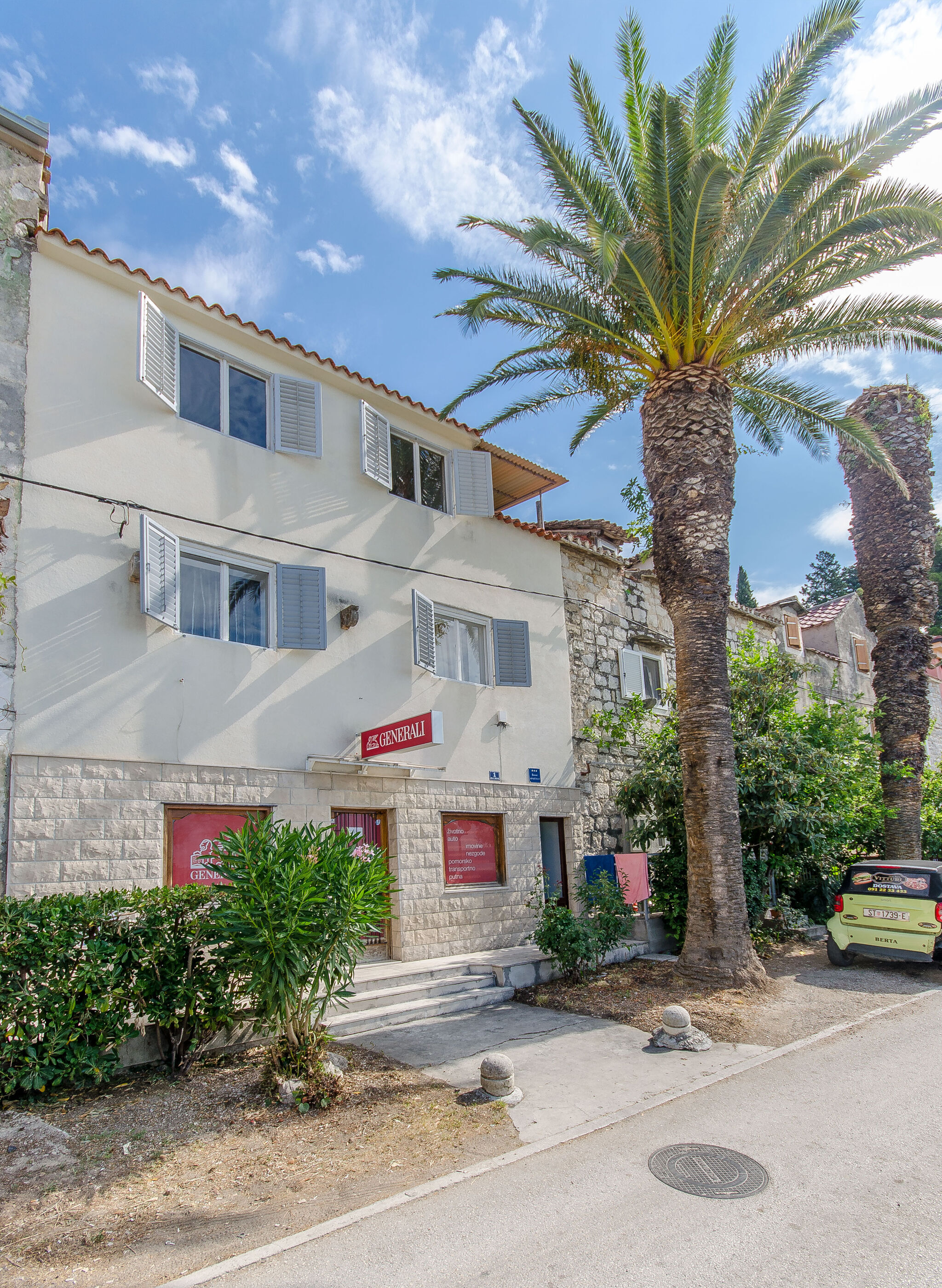 House Marija 47403-K1