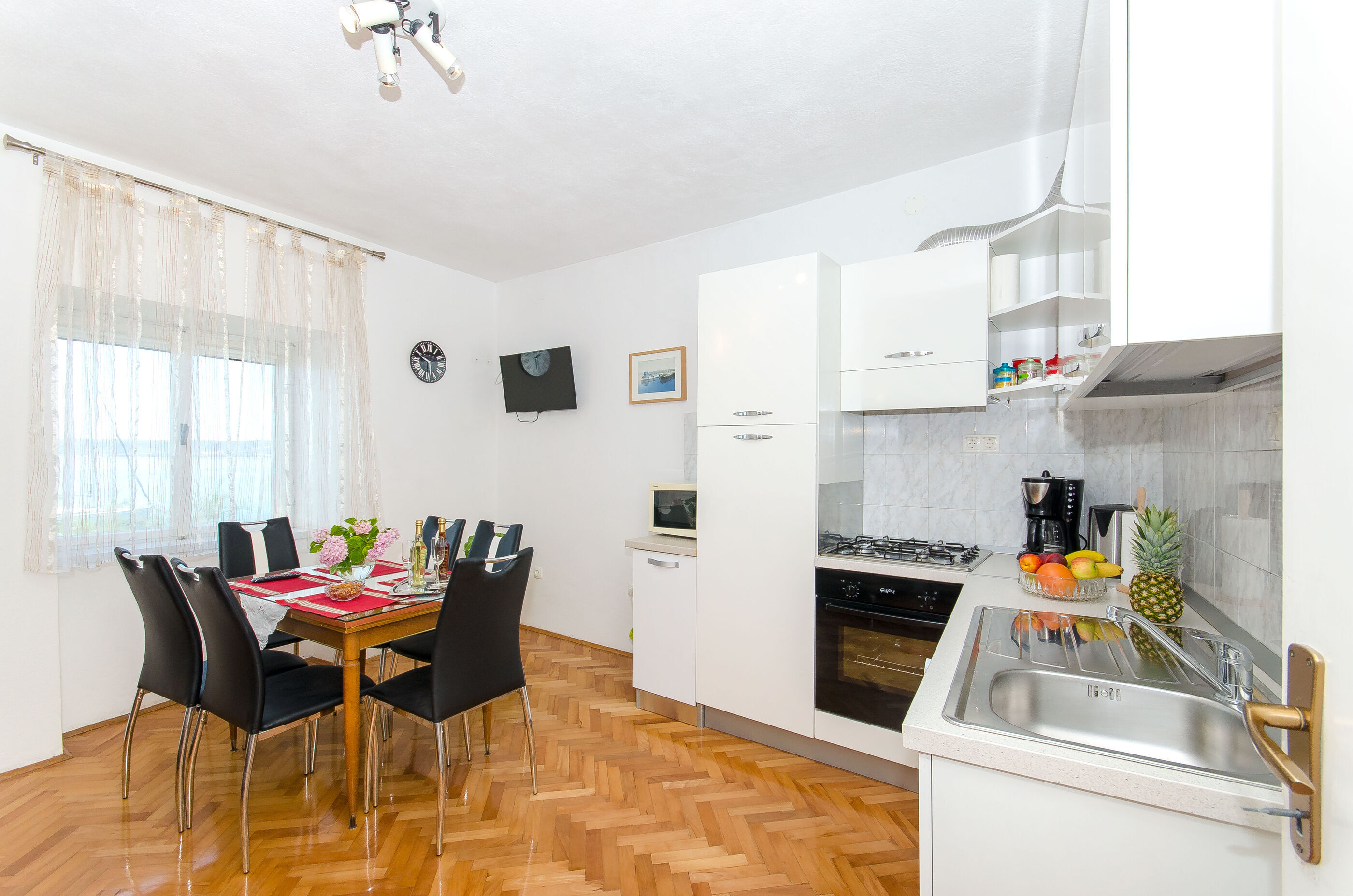 House Marija 47403-K1
