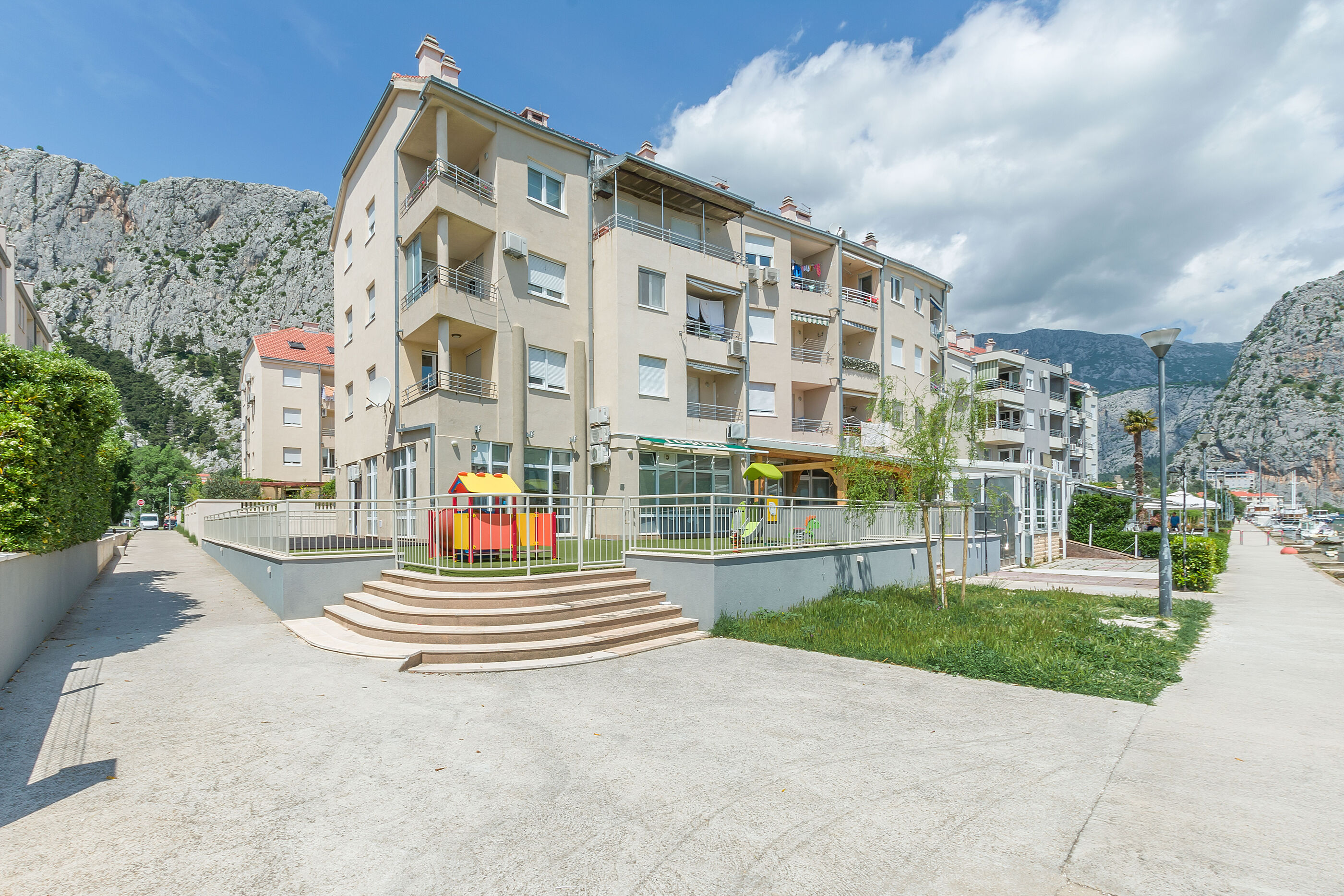 Apartments Cetina 41261-A1