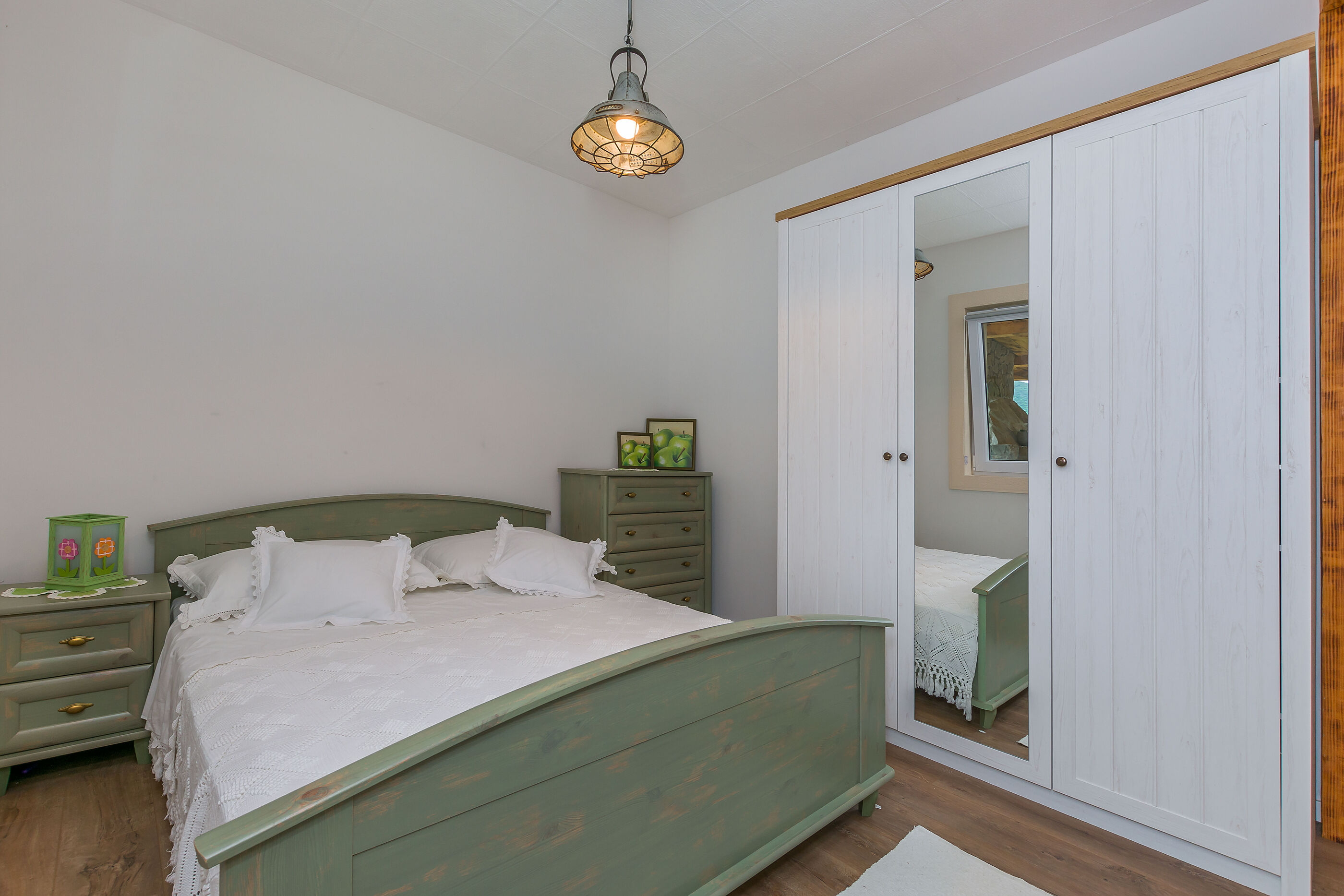 House Mali dvori 81161-K1